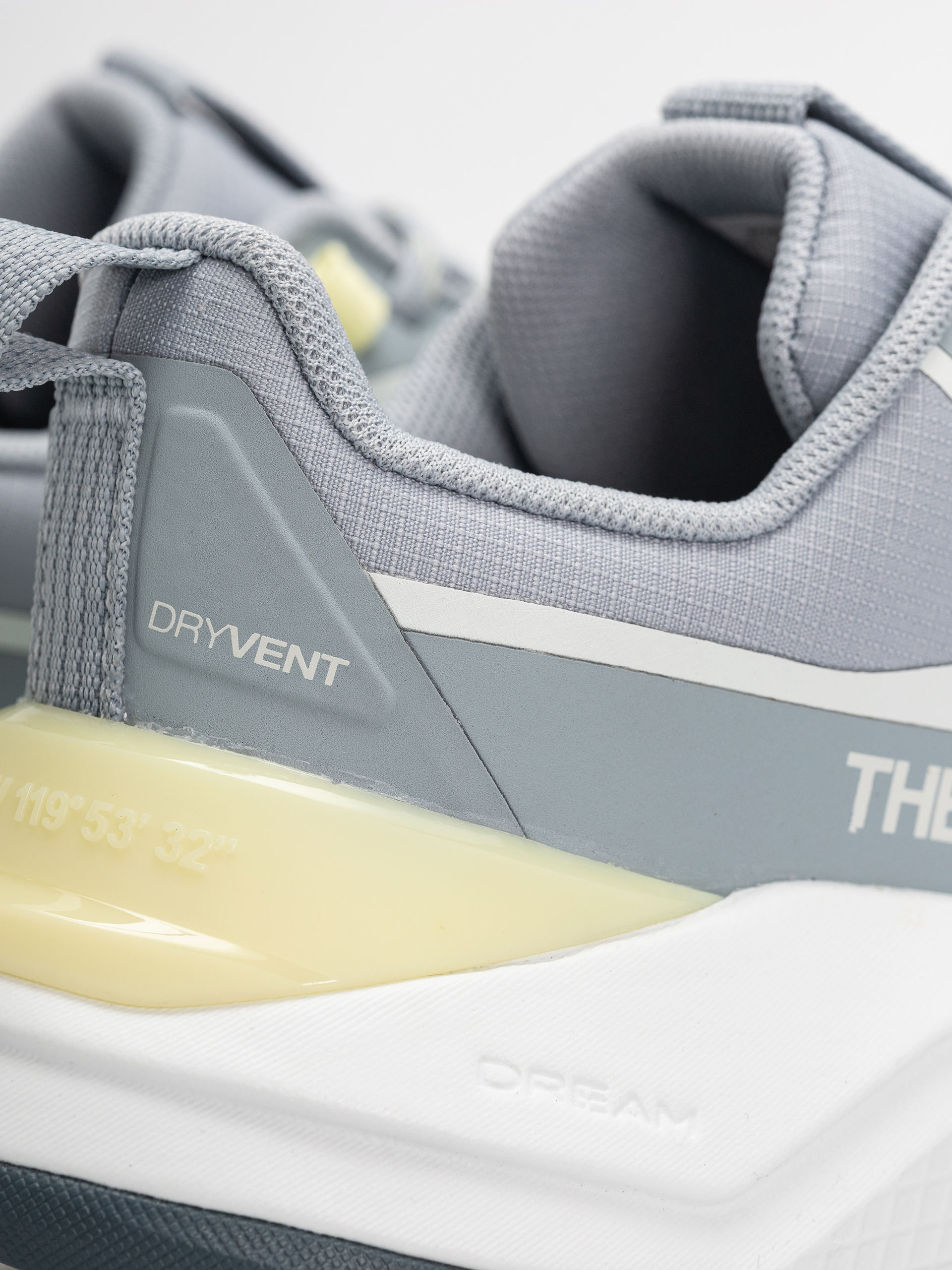 Boty The North Face Fastpack Wp Wmn (frost grey/lemo)