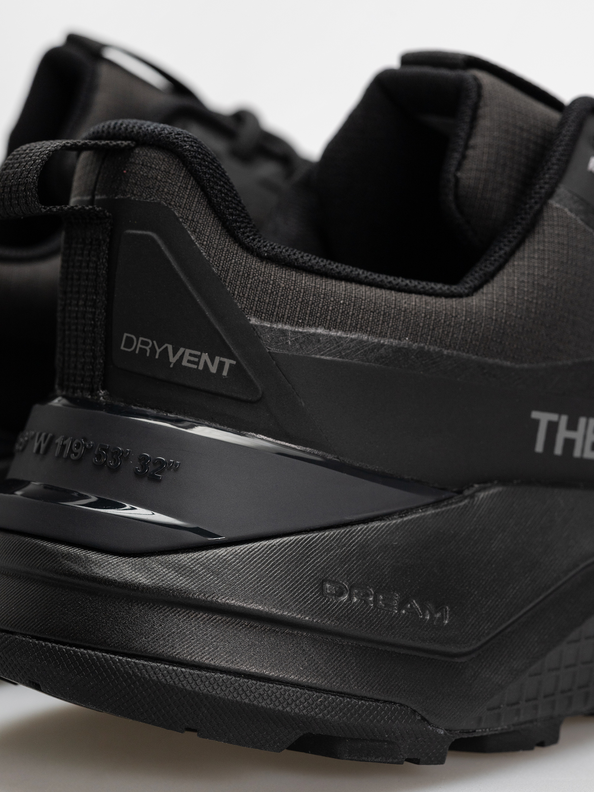 Boty The North Face Fastpack Wp (tnf blk/tnf blk)