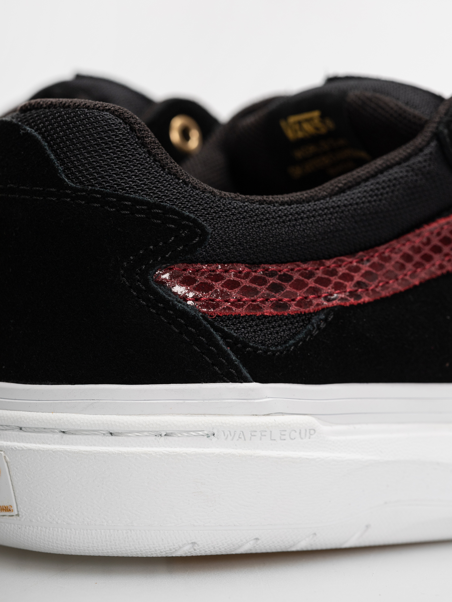 Boty Vans Skate Kyle Walker (python black)
