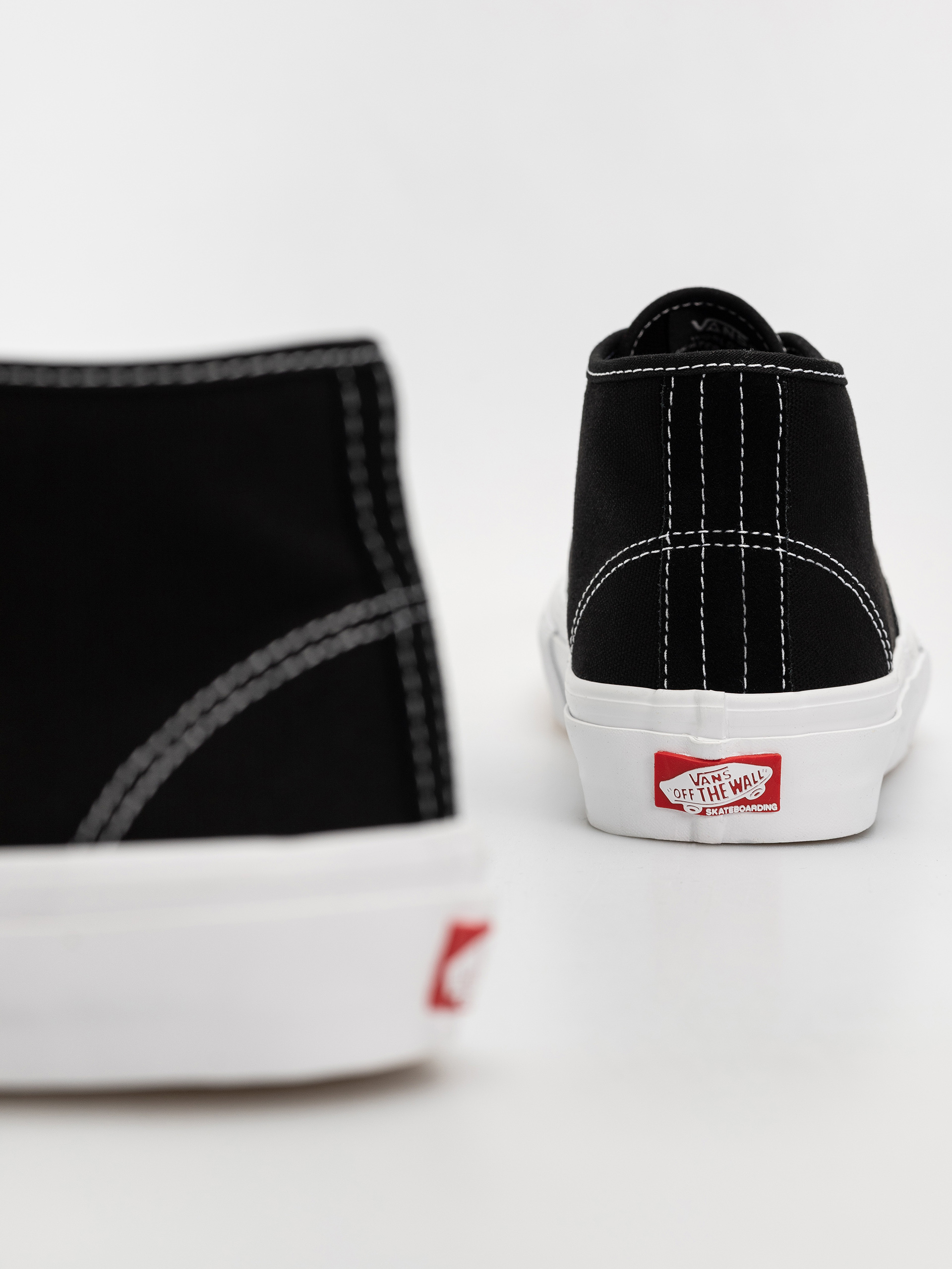 Boty Vans Skate Authentic (black/white)