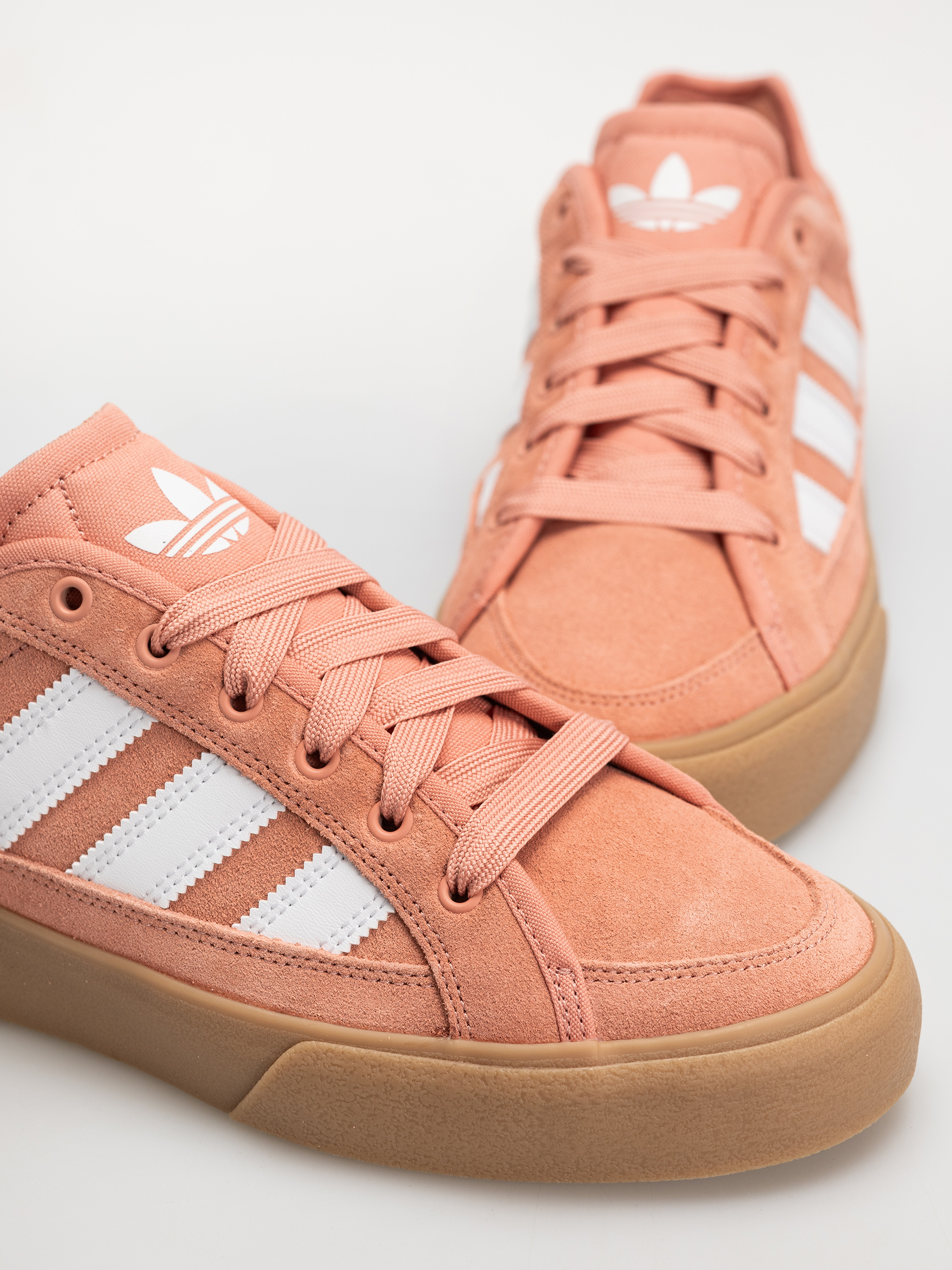 Boty adidas Court Tns Premiere (supcol/ftwwht/gum4)