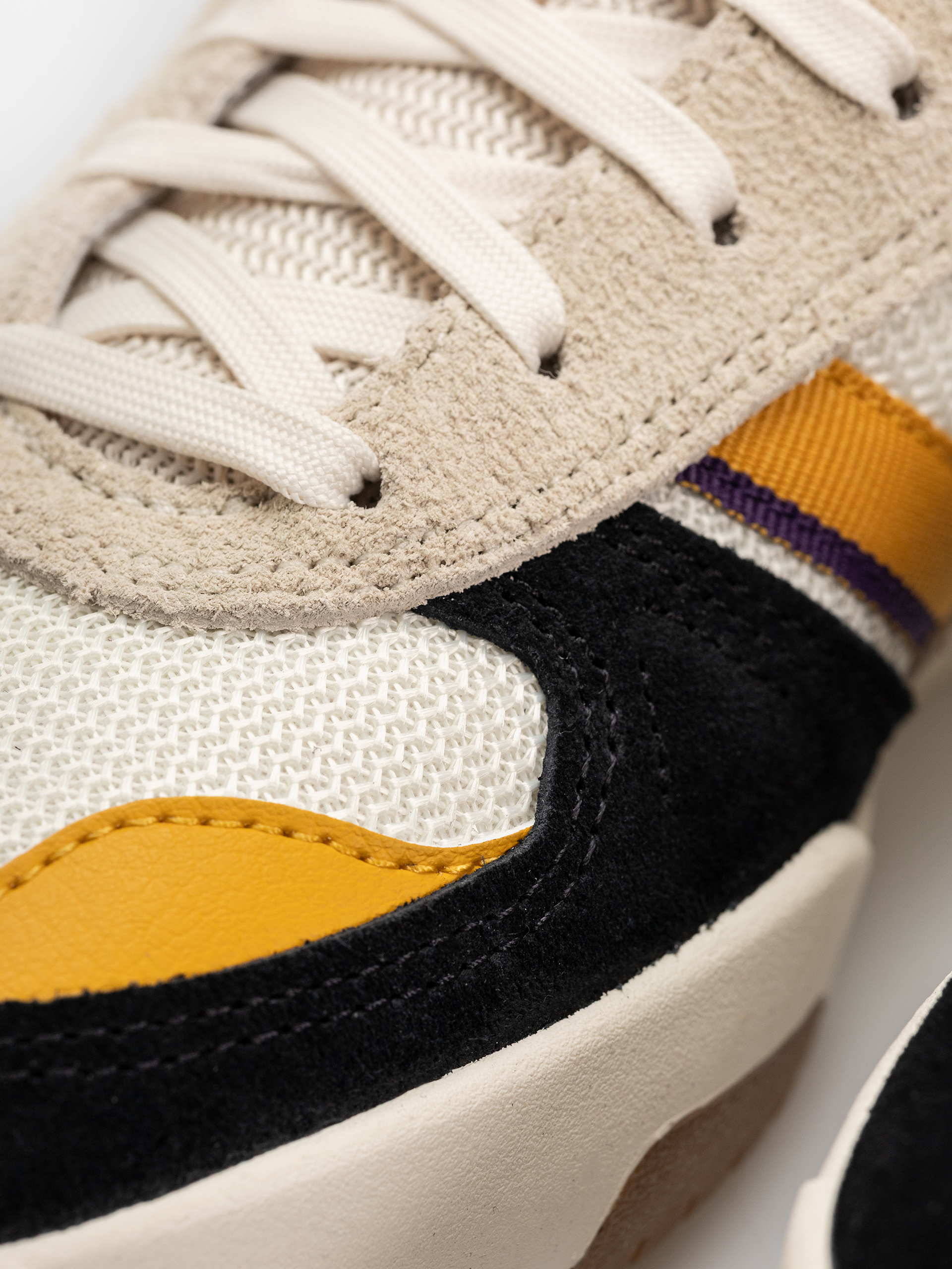 Boty adidas Tekkira Cup (crewht/owhite/crewht)