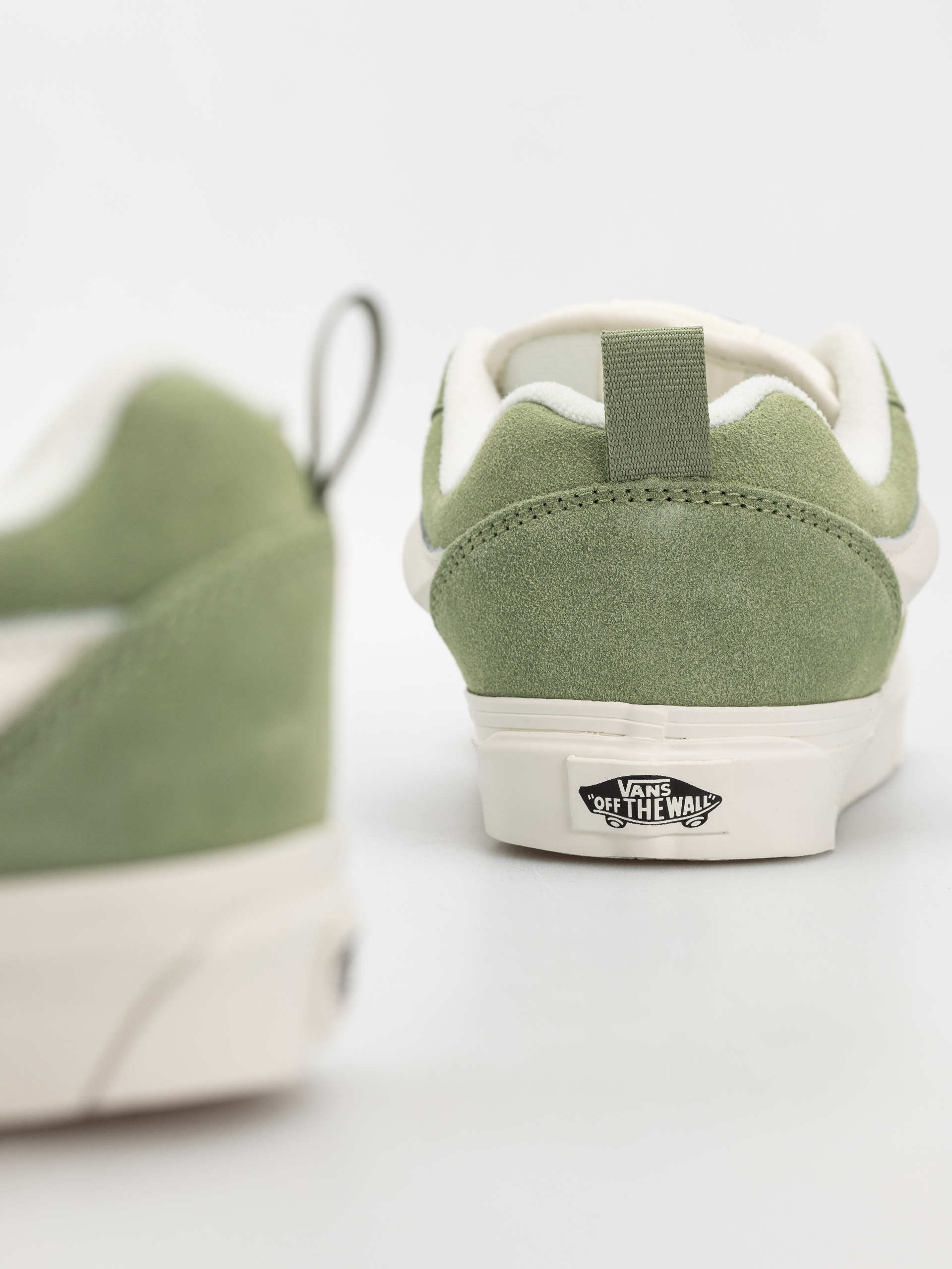 Boty Vans Knu Skool (suede neutral olive)