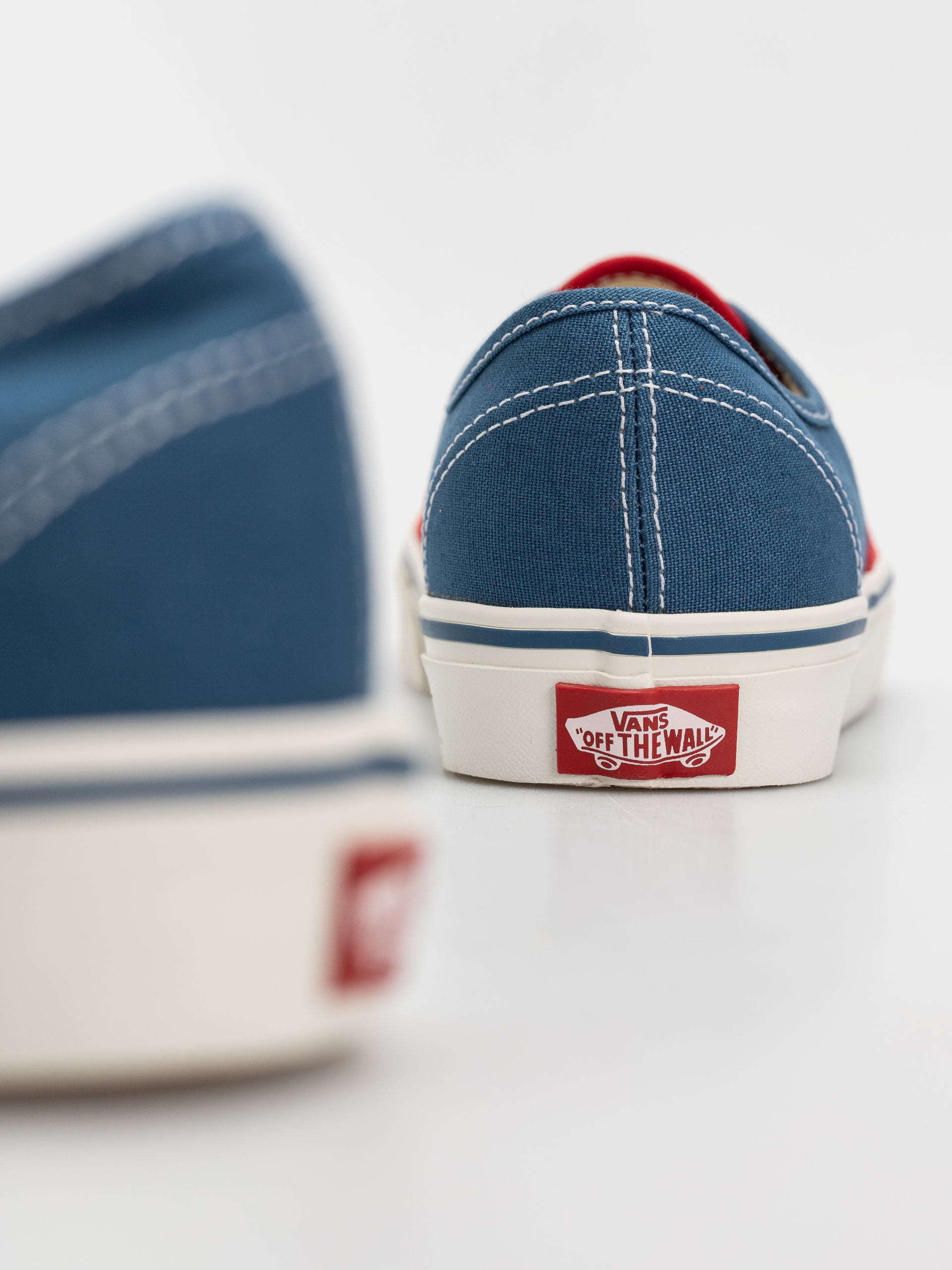 Boty Vans Authentic (racing red)