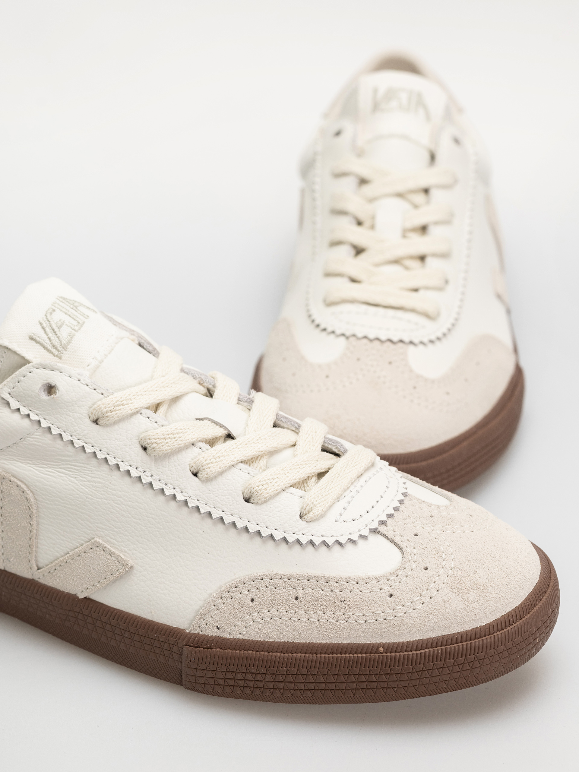 Boty Veja Volley Wmn (white natural bark)