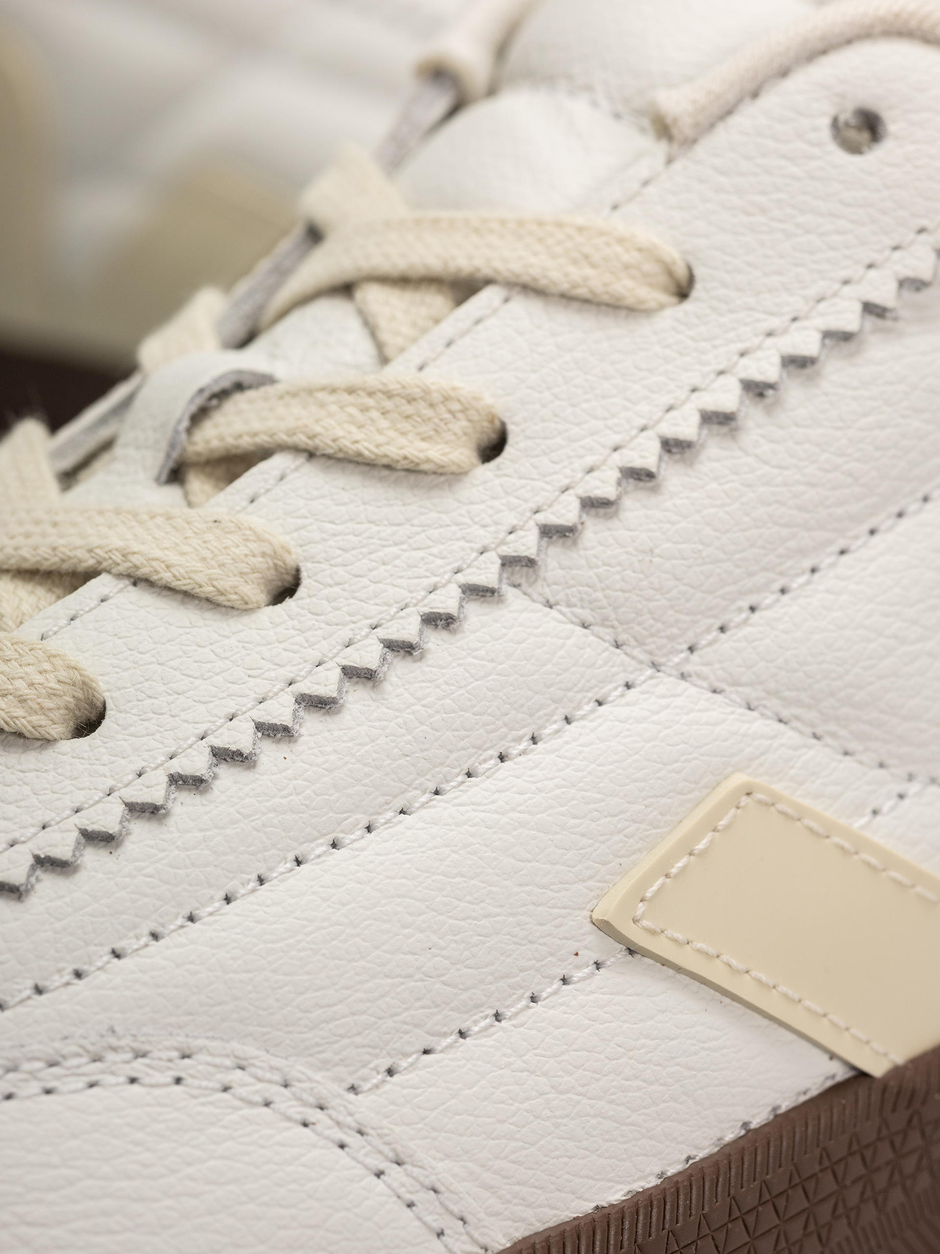 Boty Veja Panenka (white black bark)