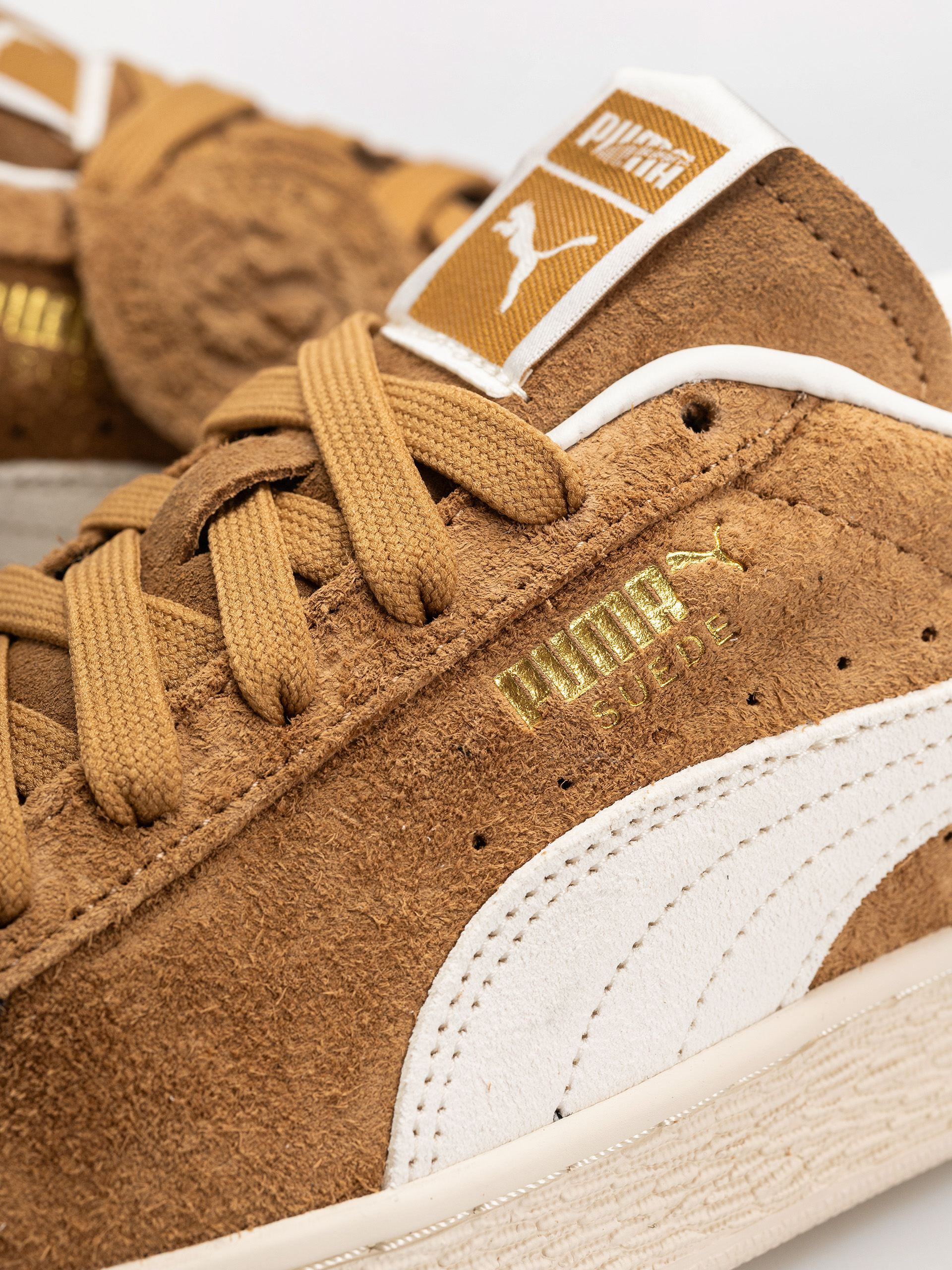 Boty Puma Suede Charles F.Stead V (honey butter/puma white)