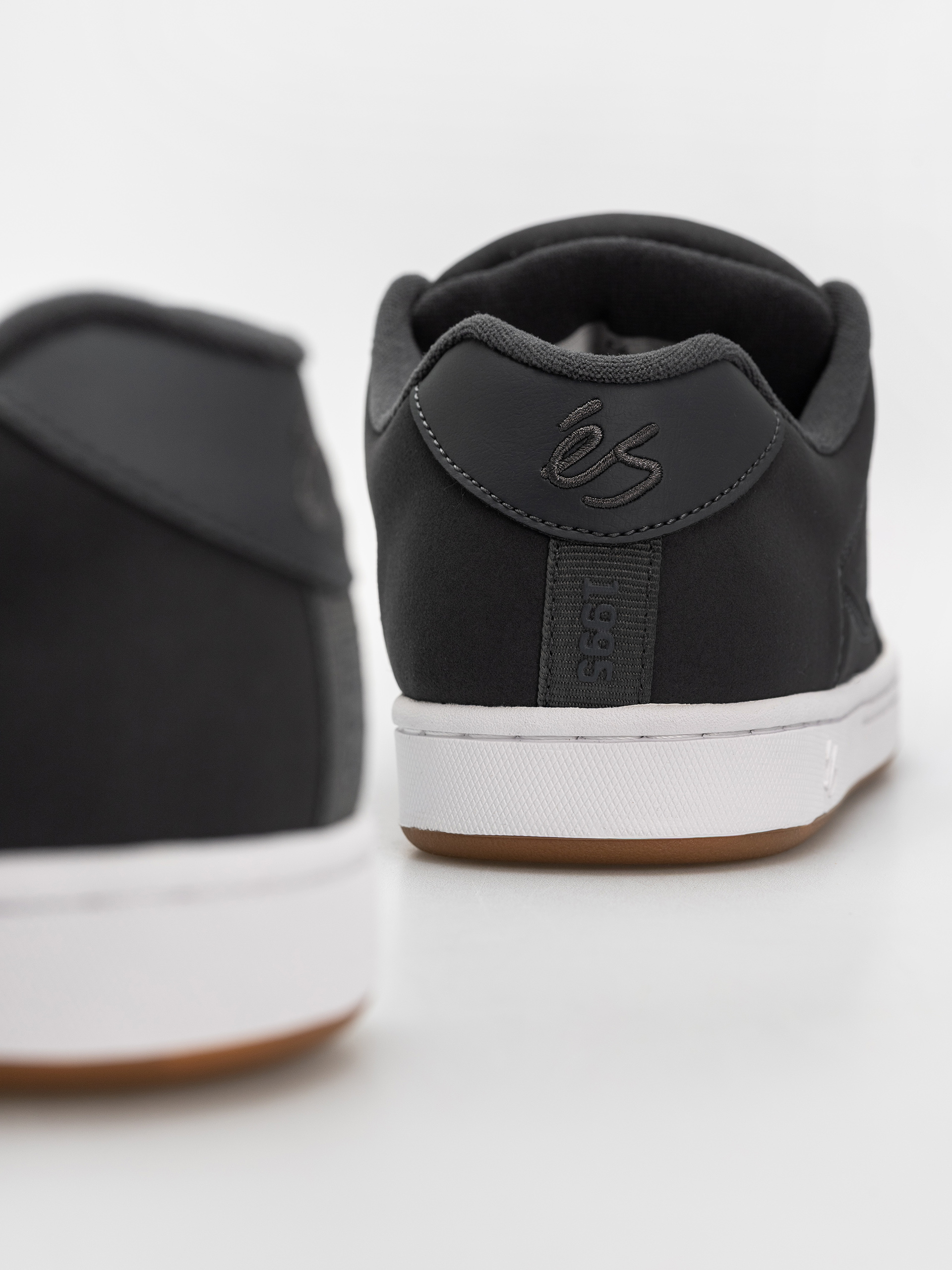 Boty eS Accel (charcoal)