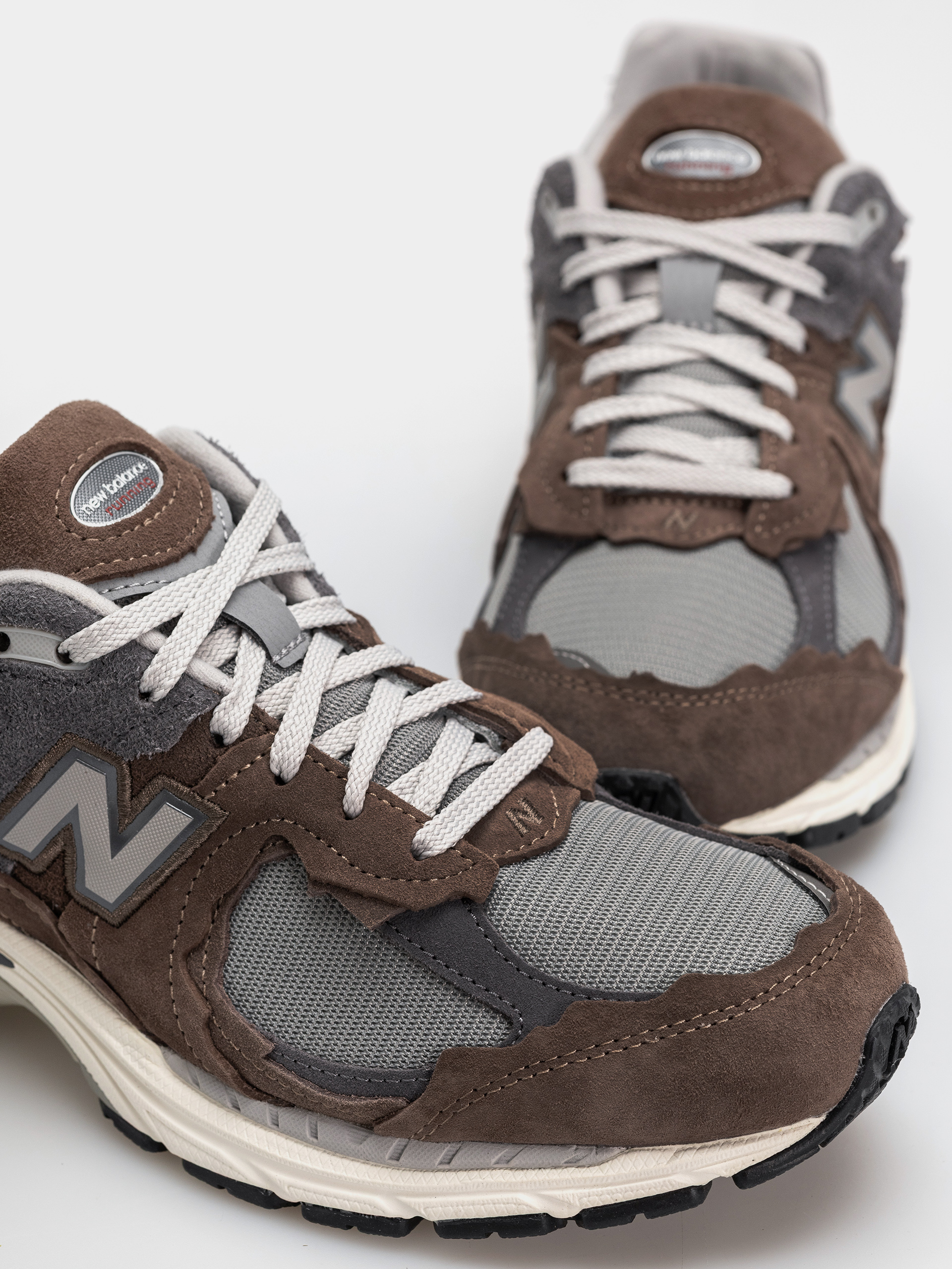 Boty New Balance 2002 (cortado/raincloud)