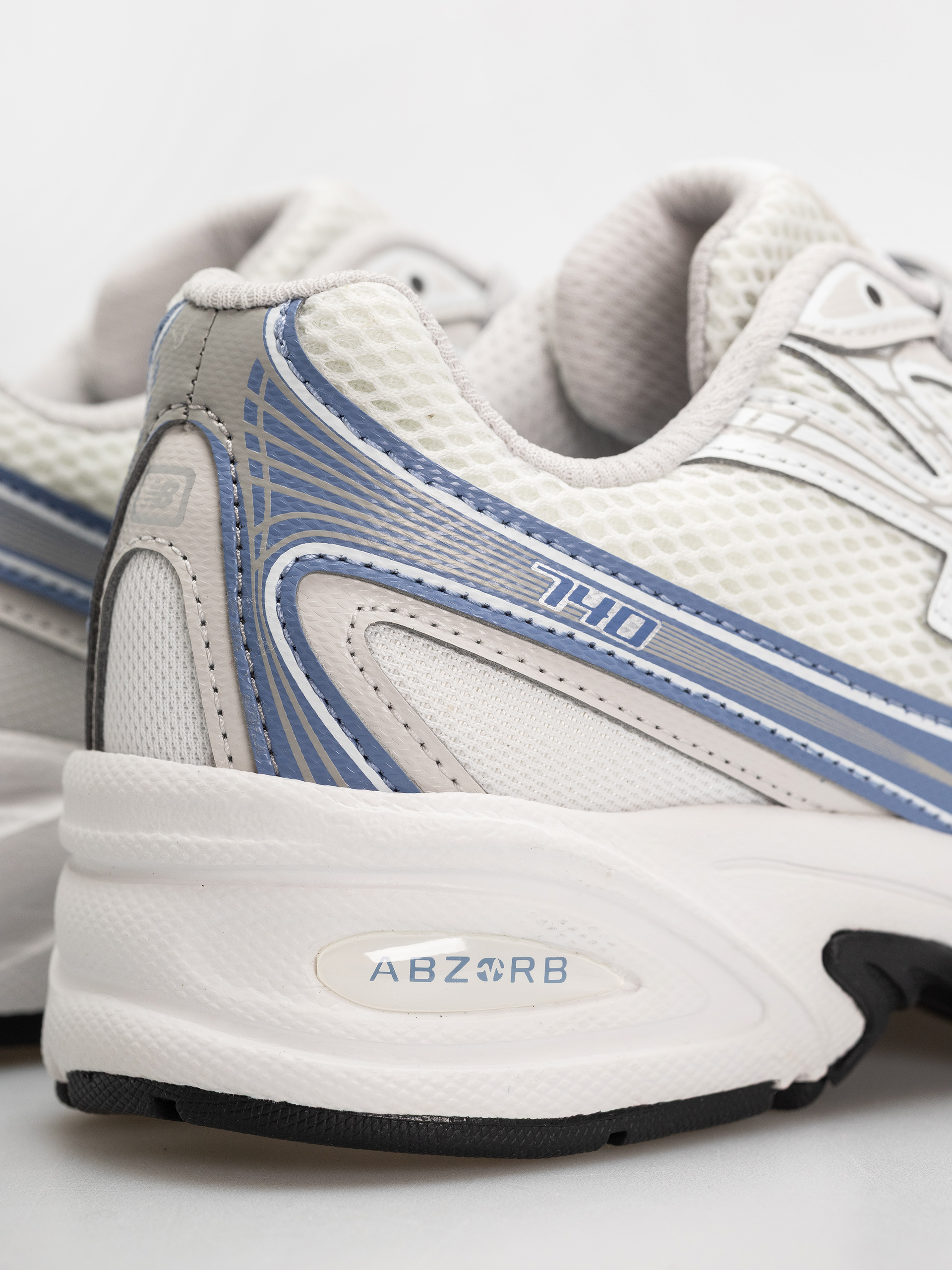 Boty New Balance 740 JR (103 white/fairweather blue)