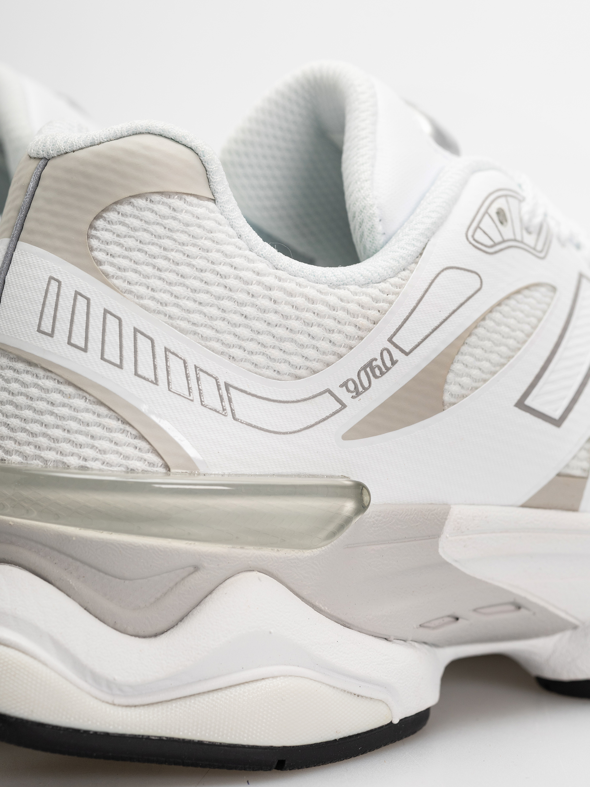 Boty New Balance 9060 (103 white/grey matter)