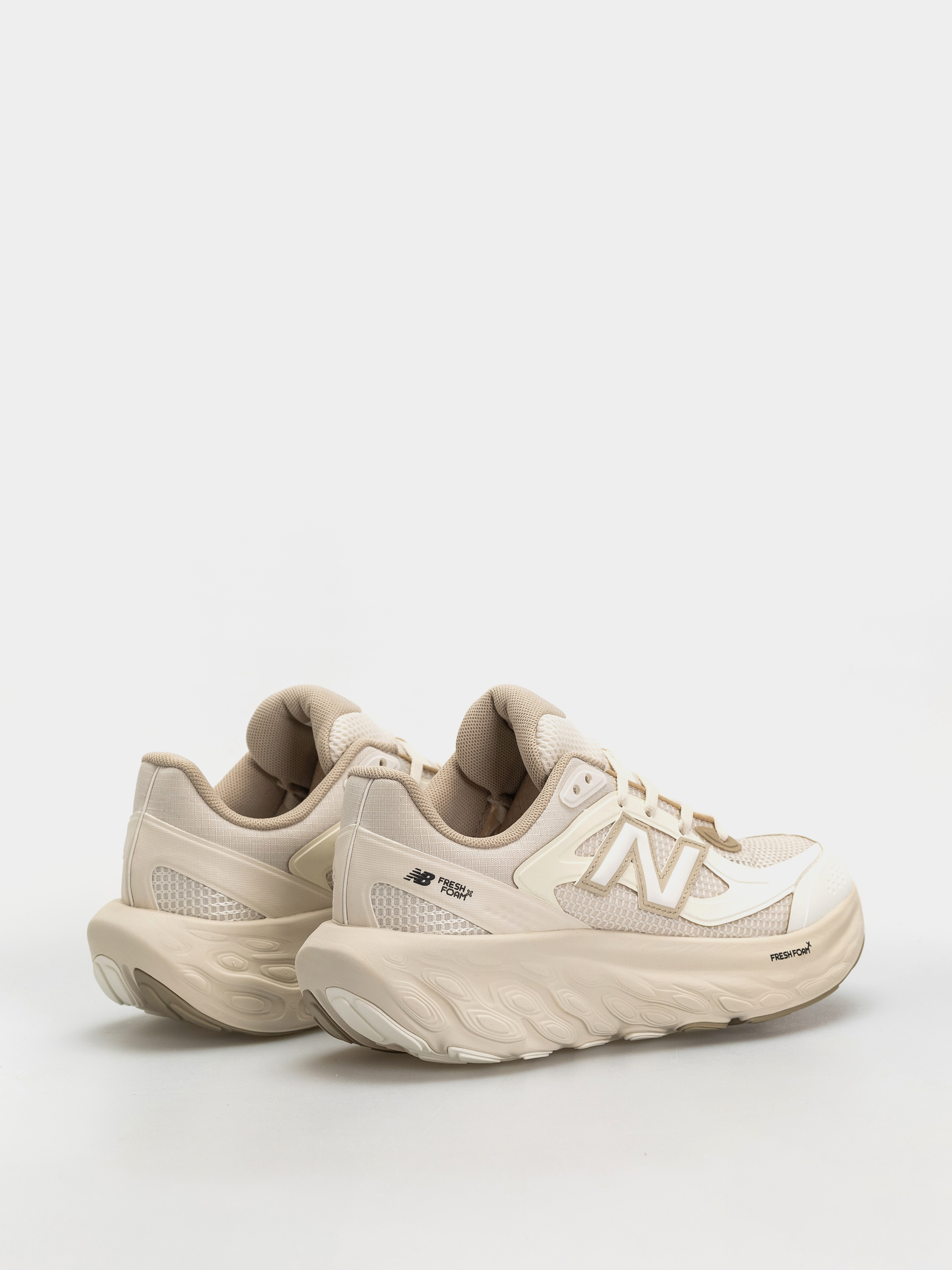 Boty New Balance UTRN (linen/sea salt)