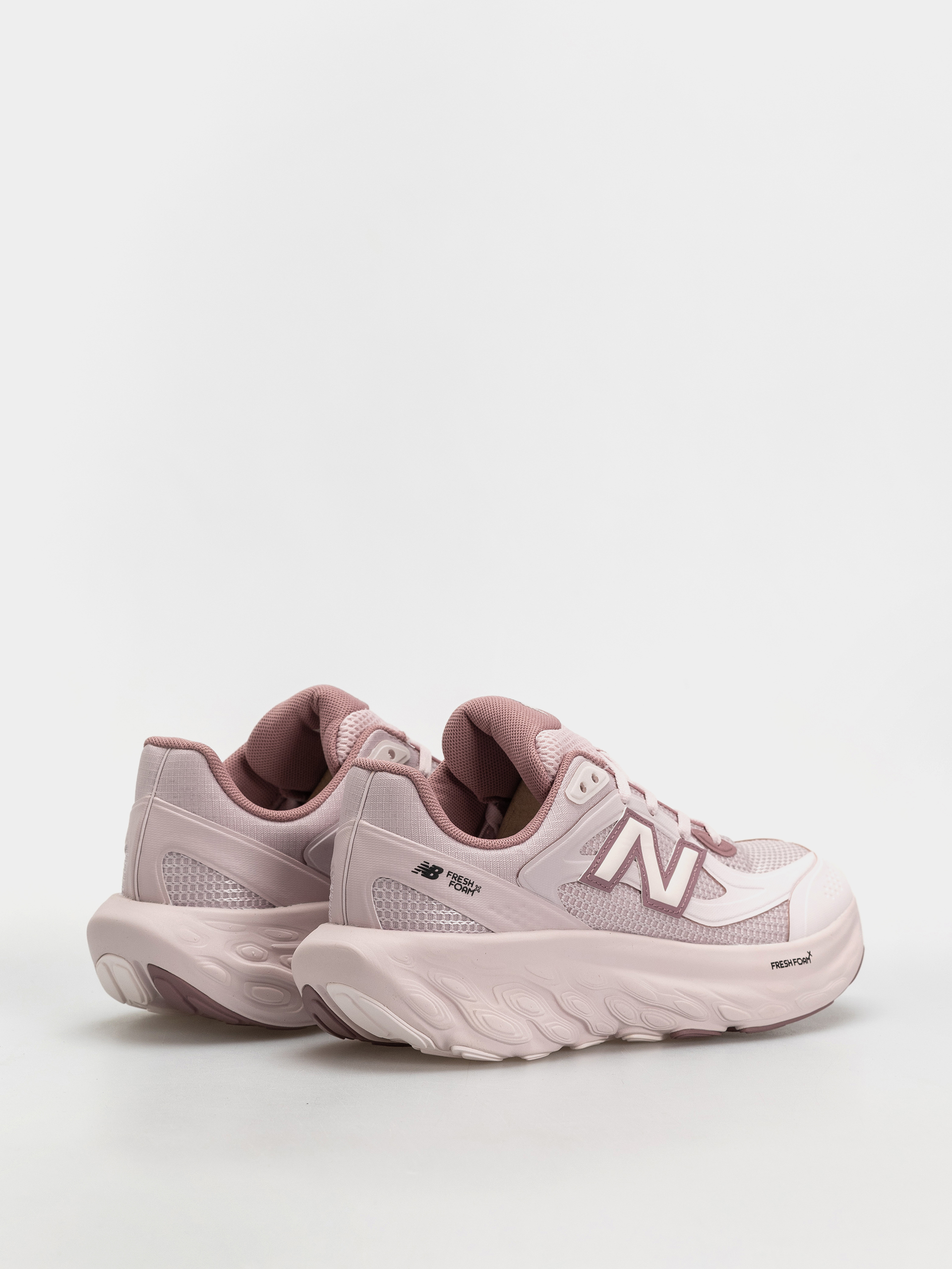 Boty New Balance UTRN (stone pink/rosewood)