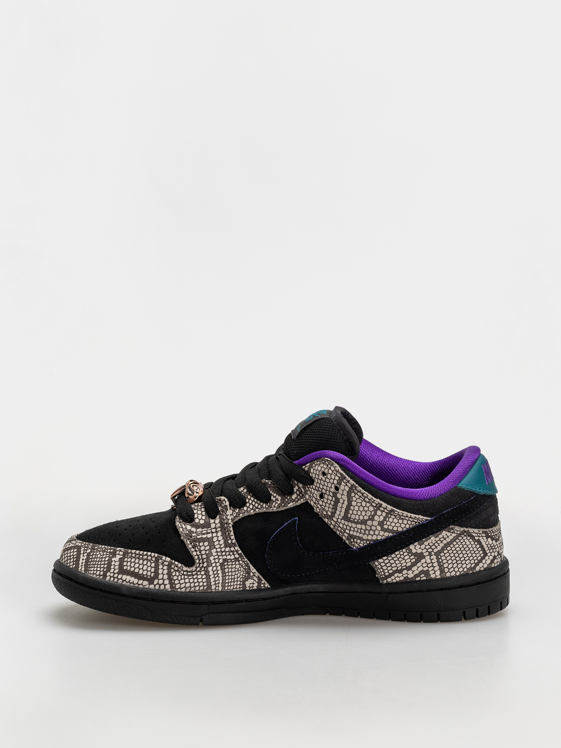Boty Nike SB Dunk Low Pro (string/black bright spruce fierce purple)