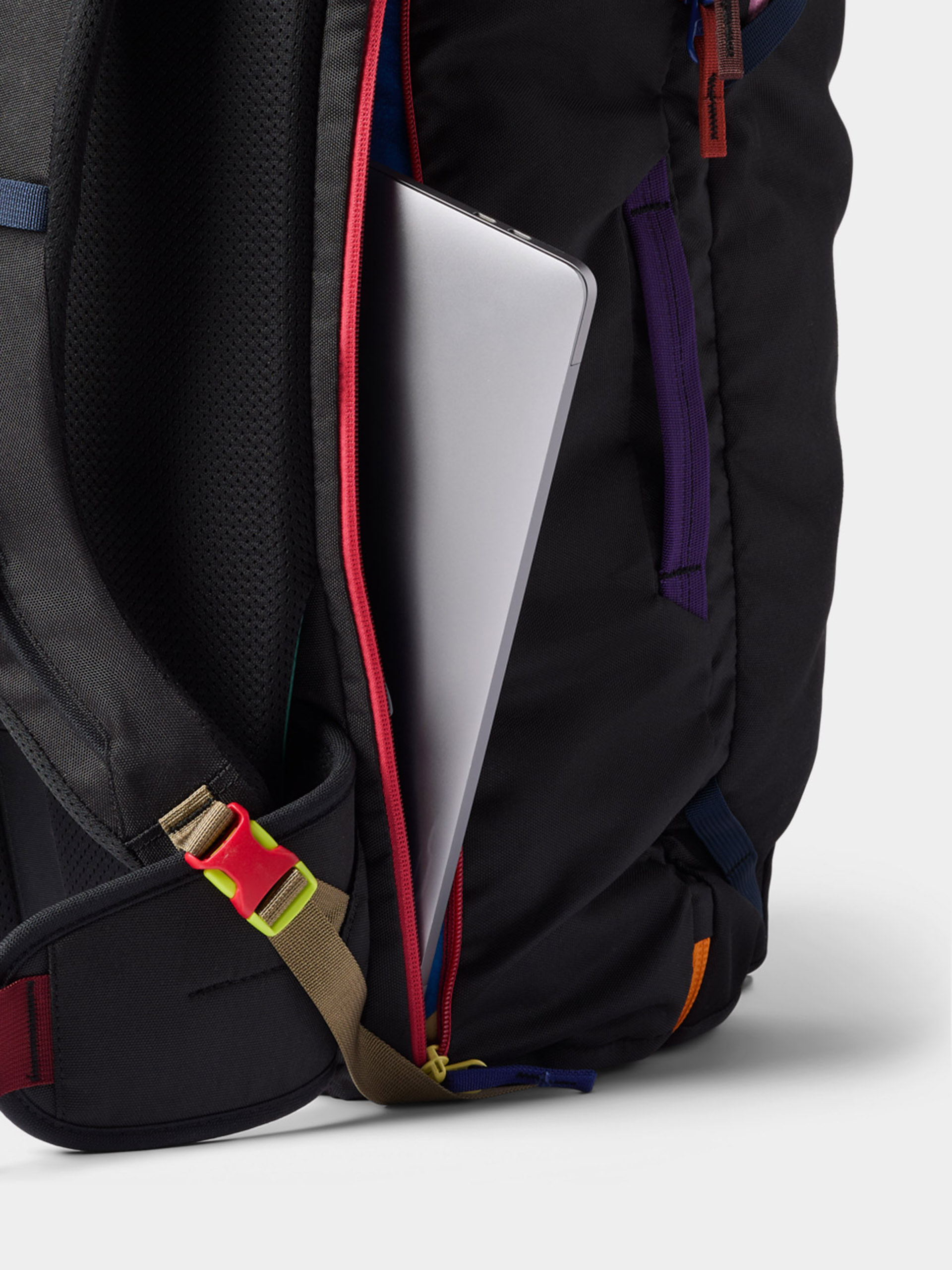 Batoh Cotopaxi Allpa 42L Travel Pack (del dia dark)