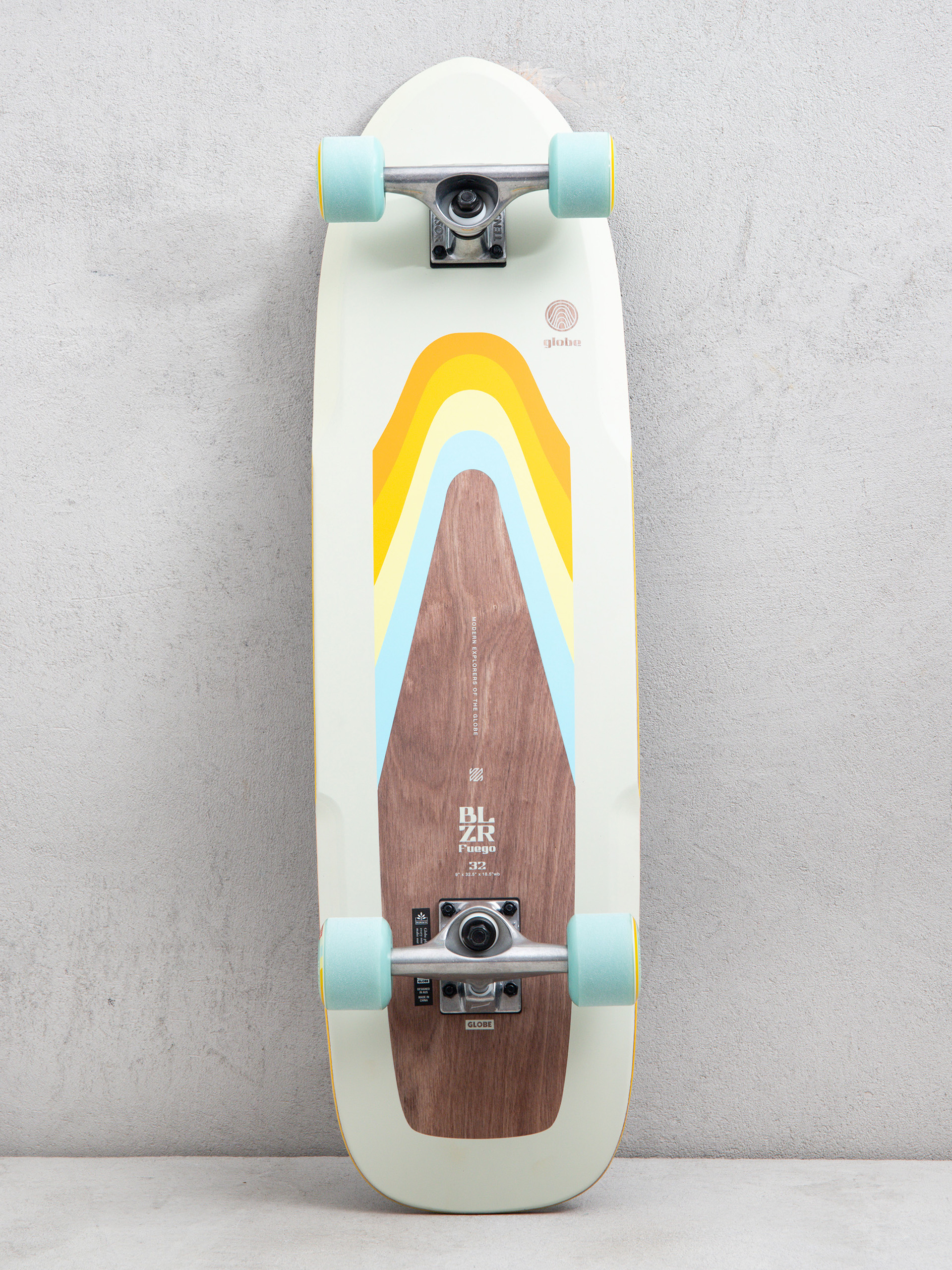 Cruiser Globe Blazer Fuego 32