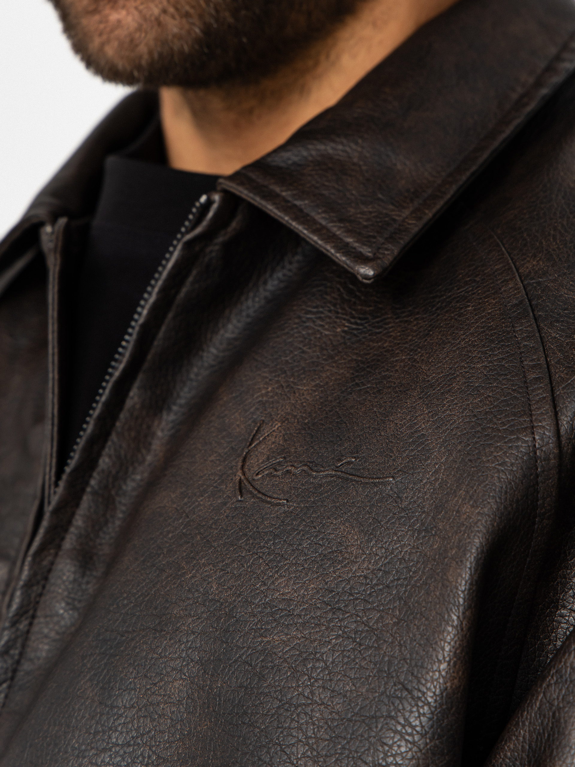 Bunda Karl Kani Signature Pu Leather Bomber (brown)