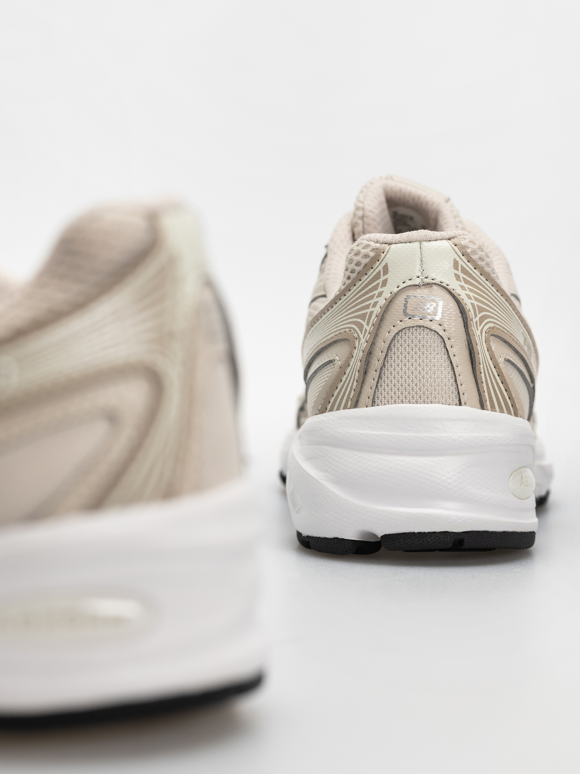 Boty New Balance 740 JR (timberwolf/stoneware)