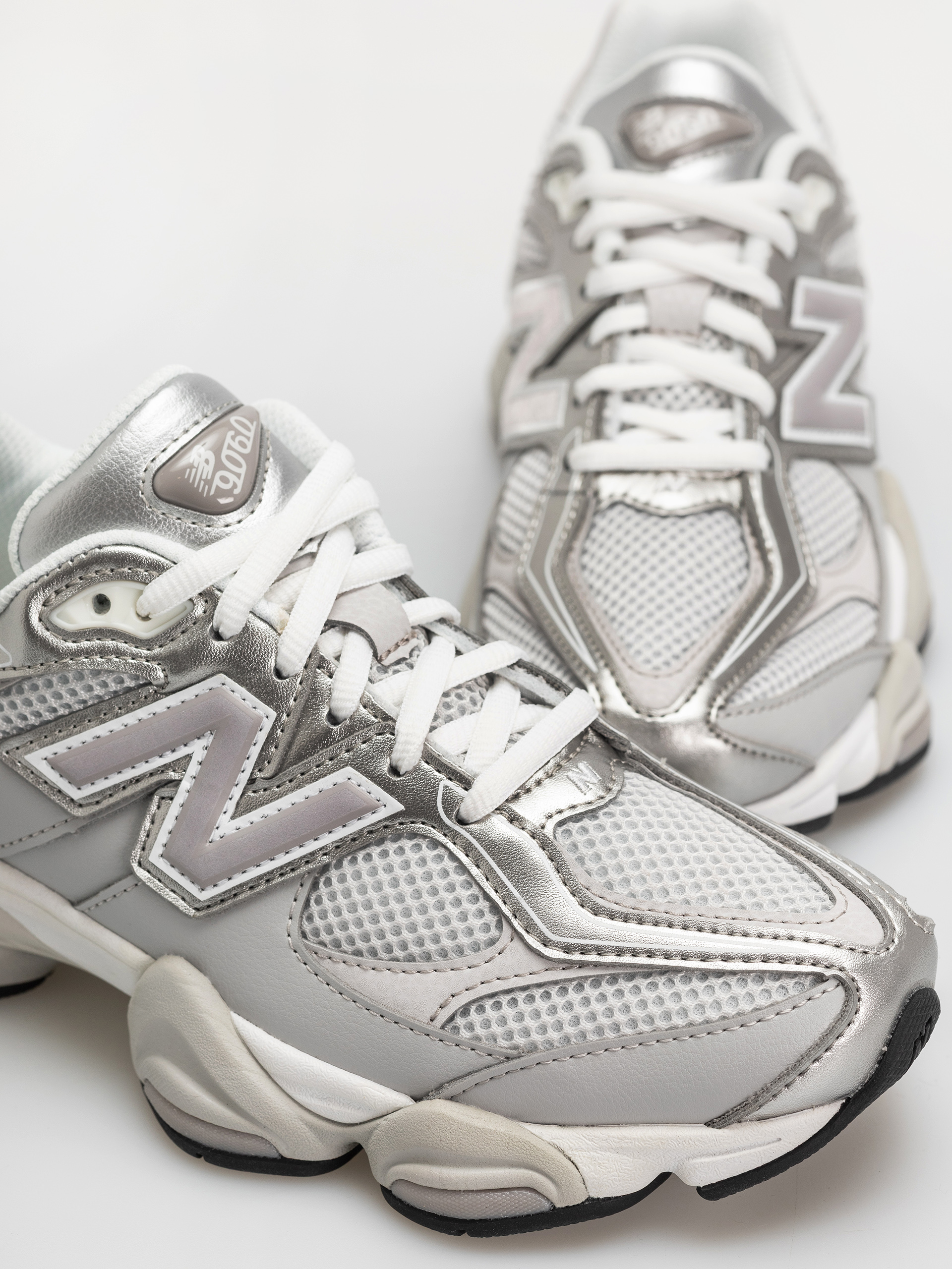 Boty New Balance 9060 (raincloud/truffle salt)