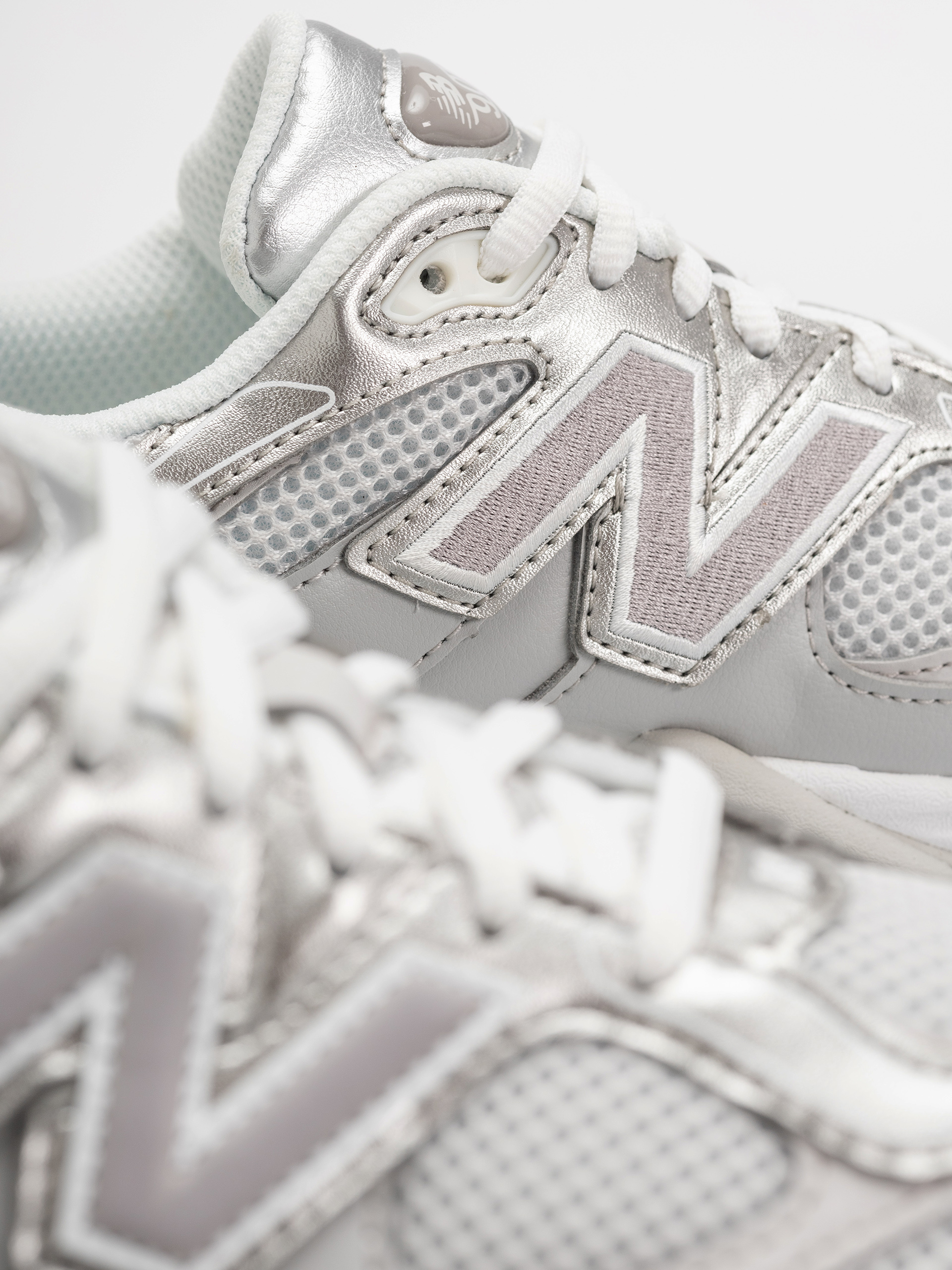 Boty New Balance 9060 (raincloud/truffle salt)