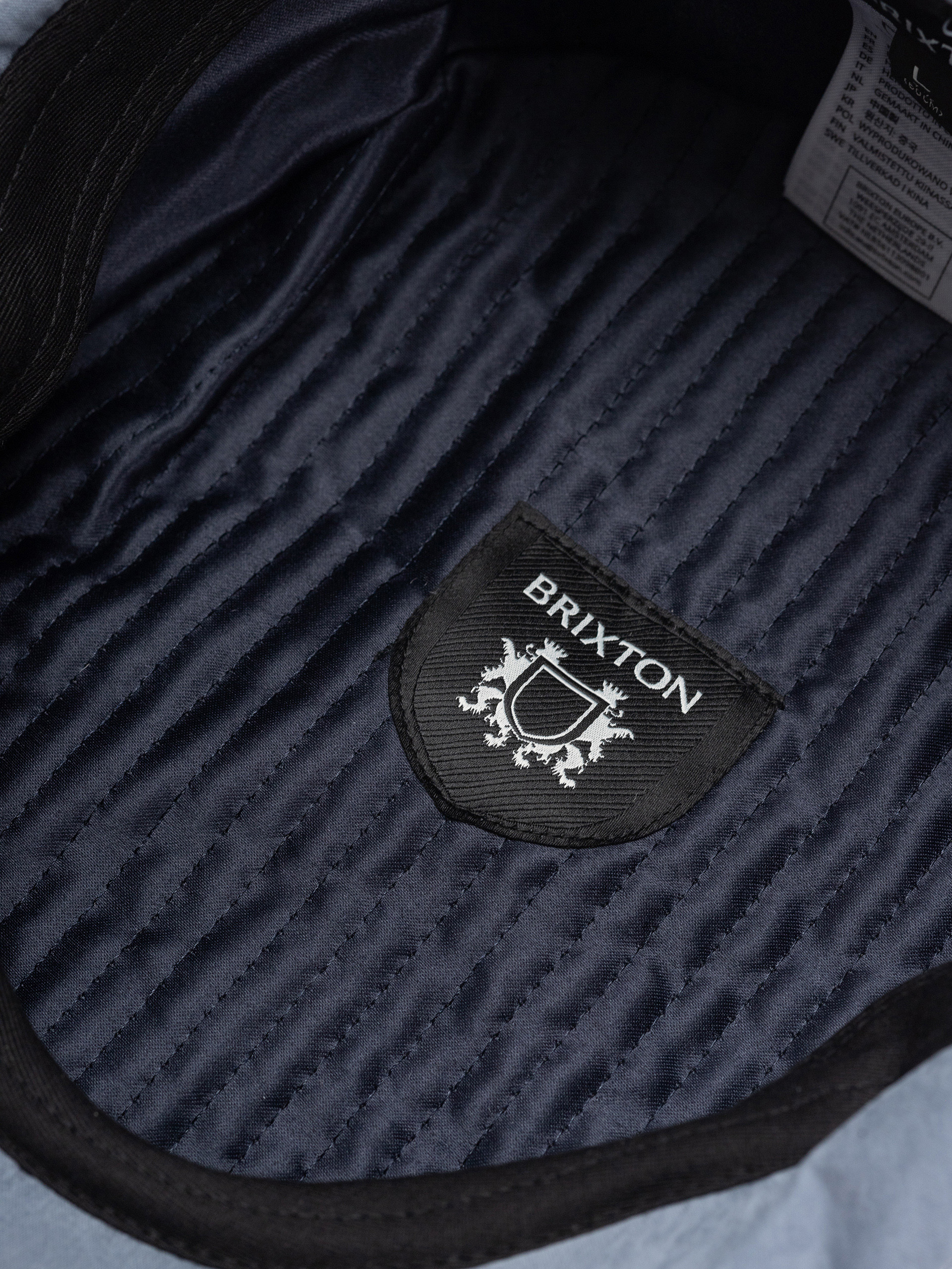 Klobouk s kšiltem Brixton Brood Snap (slate blue brushed satin)