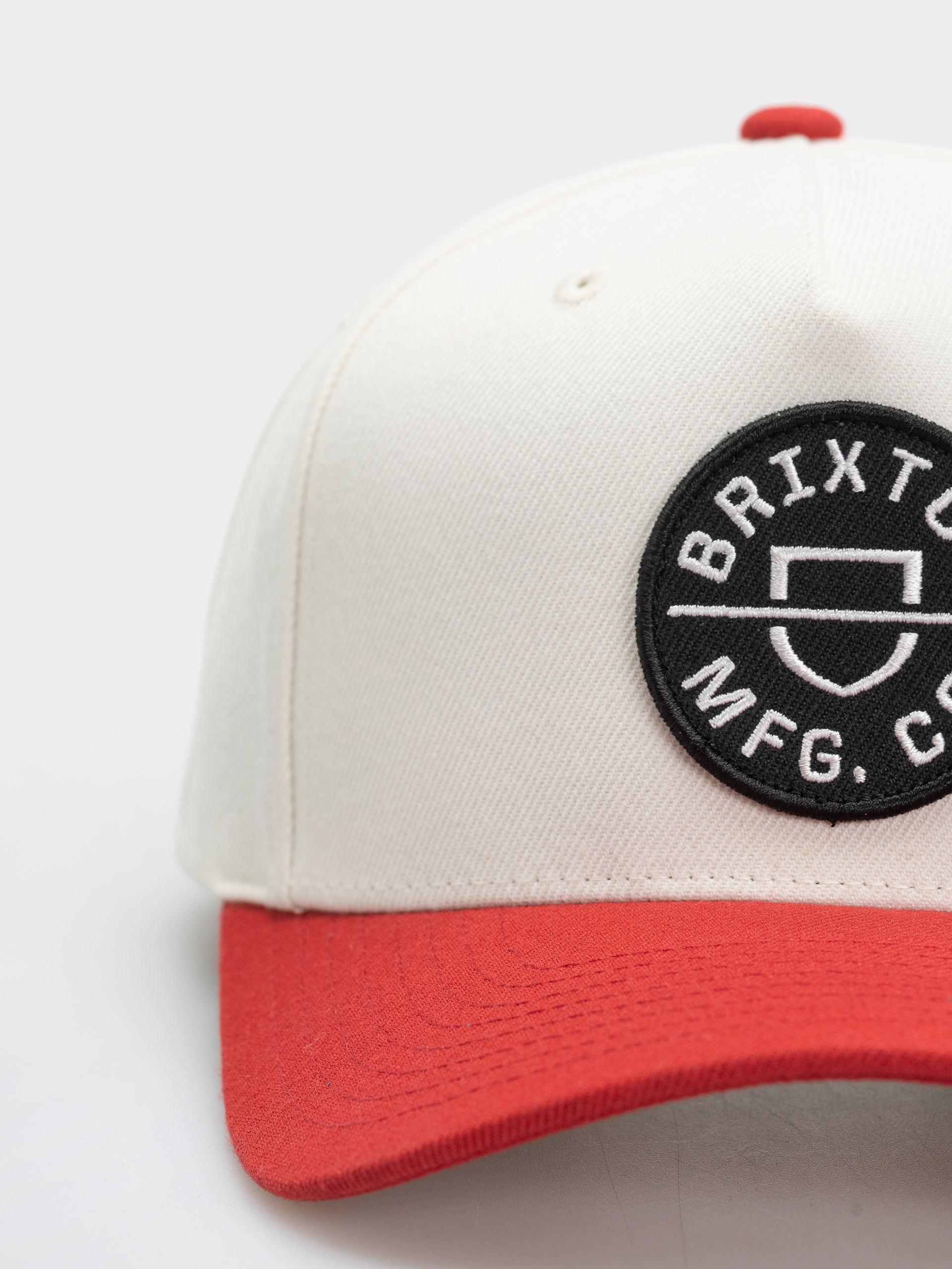 Kšiltovka  Brixton Crest C Mp Snapback (off white/adrenaline rush)