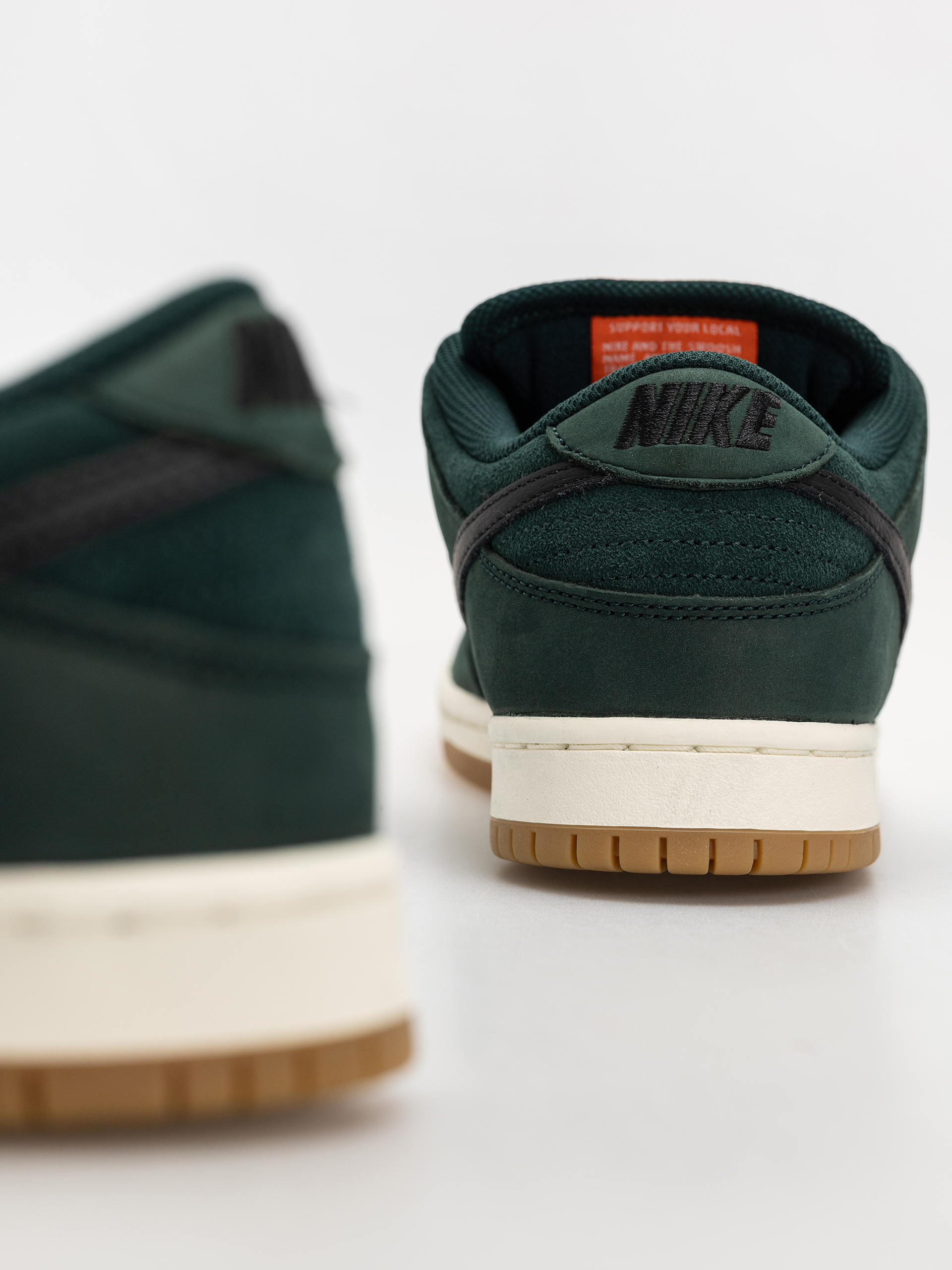 Boty Nike SB Dunk Low Pro (deep fir/black fir sail)