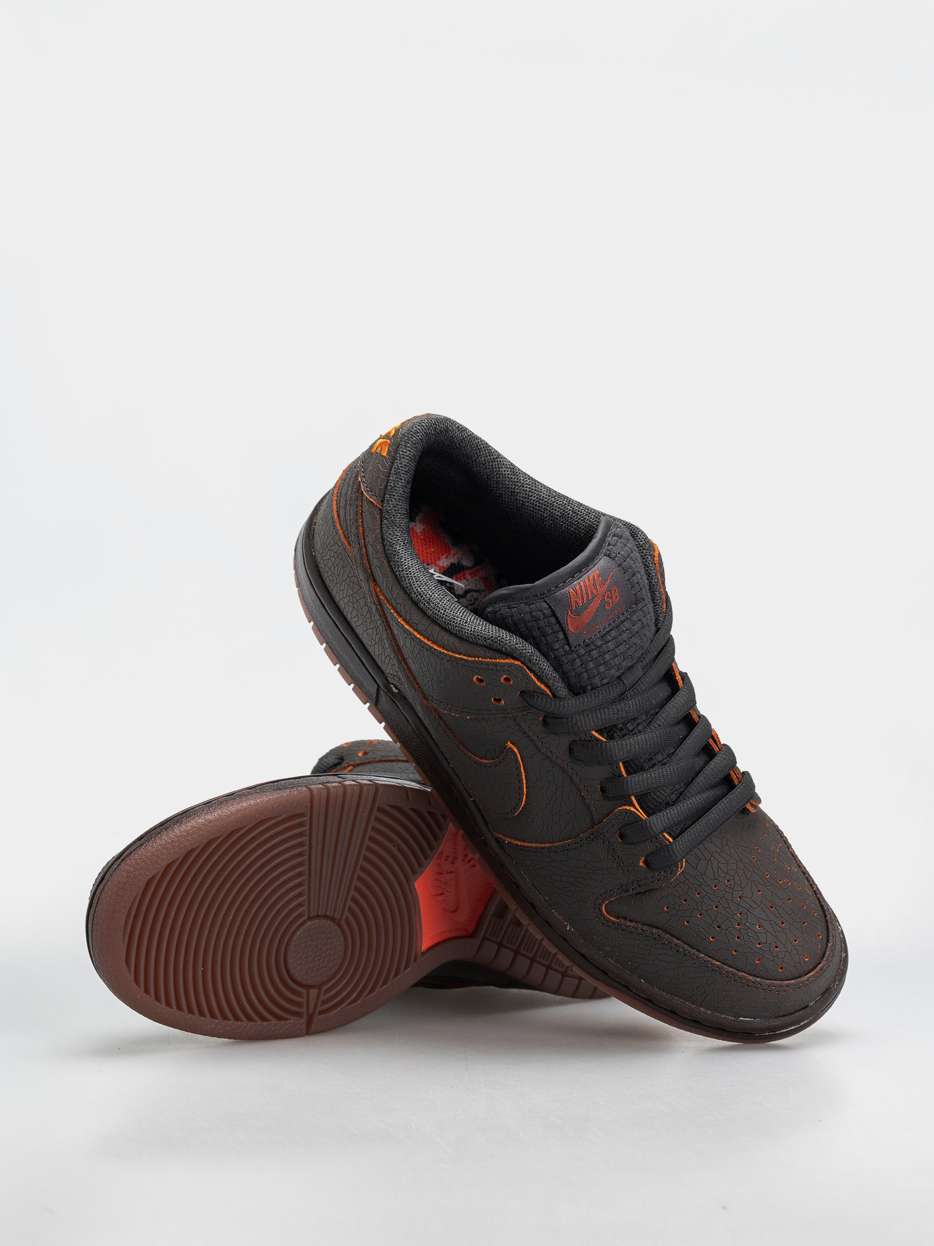 Boty Nike SB Dunk Low Pro Prm (dk smoke grey/campfire orange black)