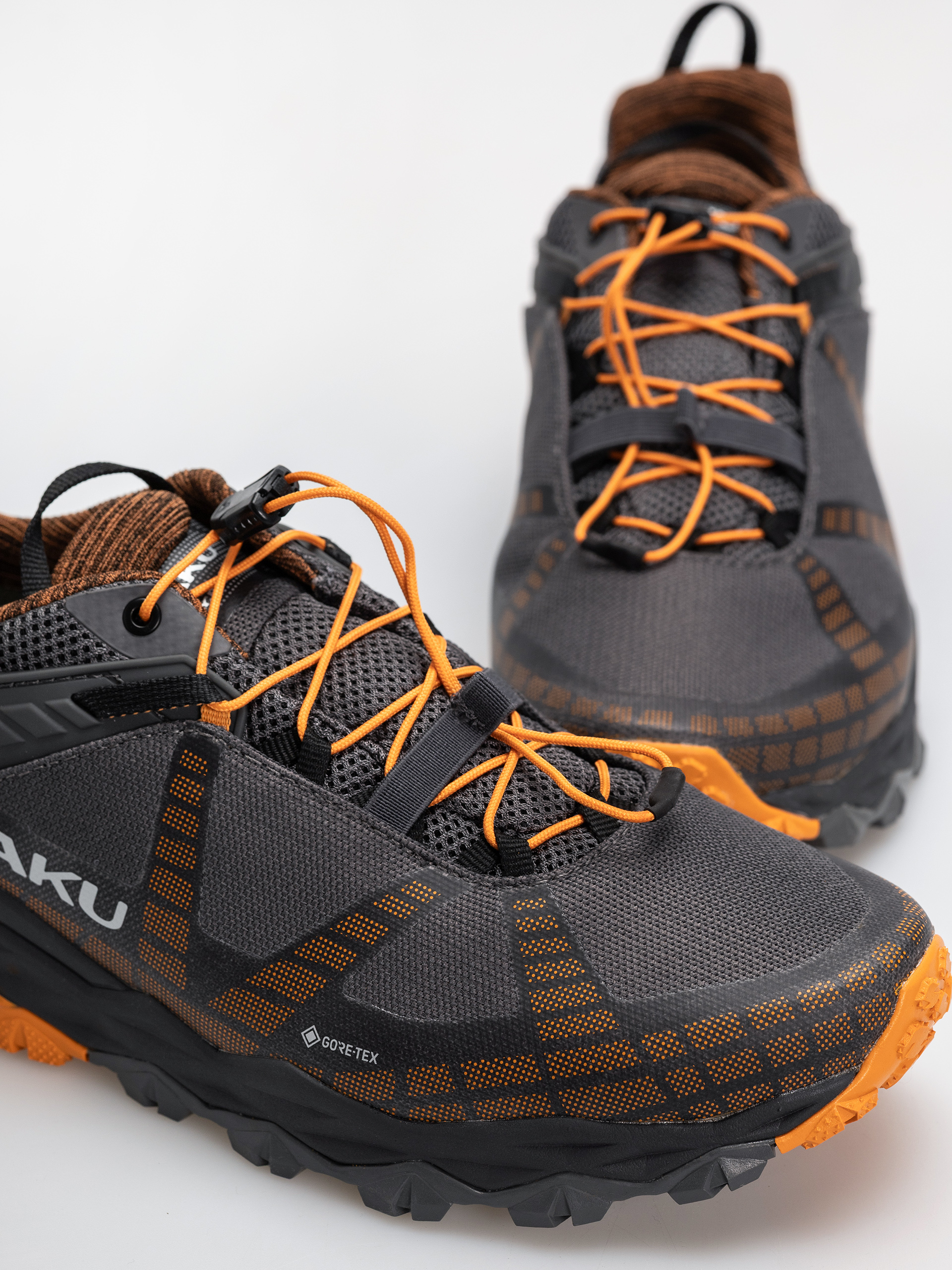 Boty AKU Flyrock GTX (black/orange)