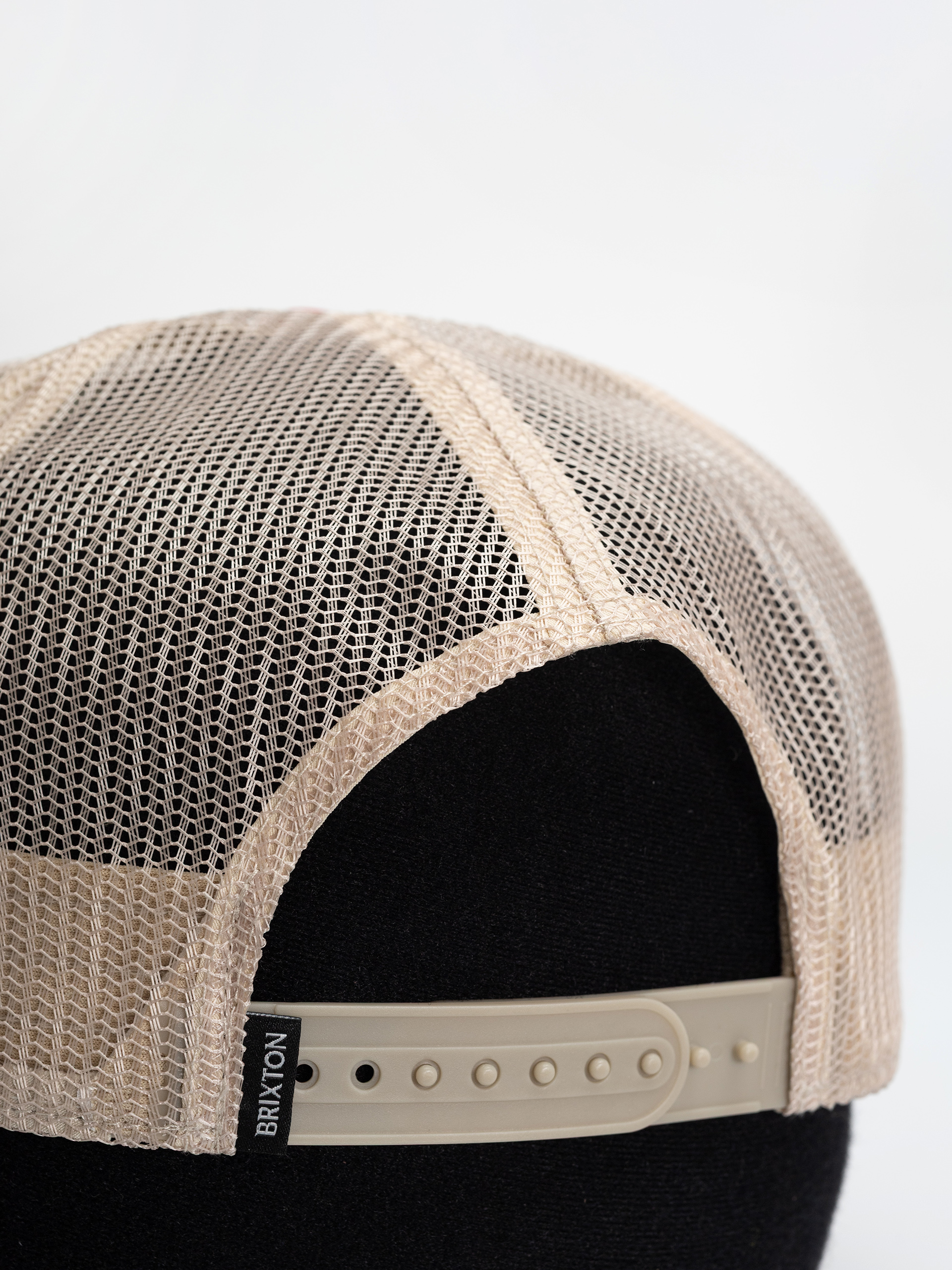 Kšiltovka  Brixton Lost In Reality Np Mp Trucker Wmn (whitecap/adrenaline rush)