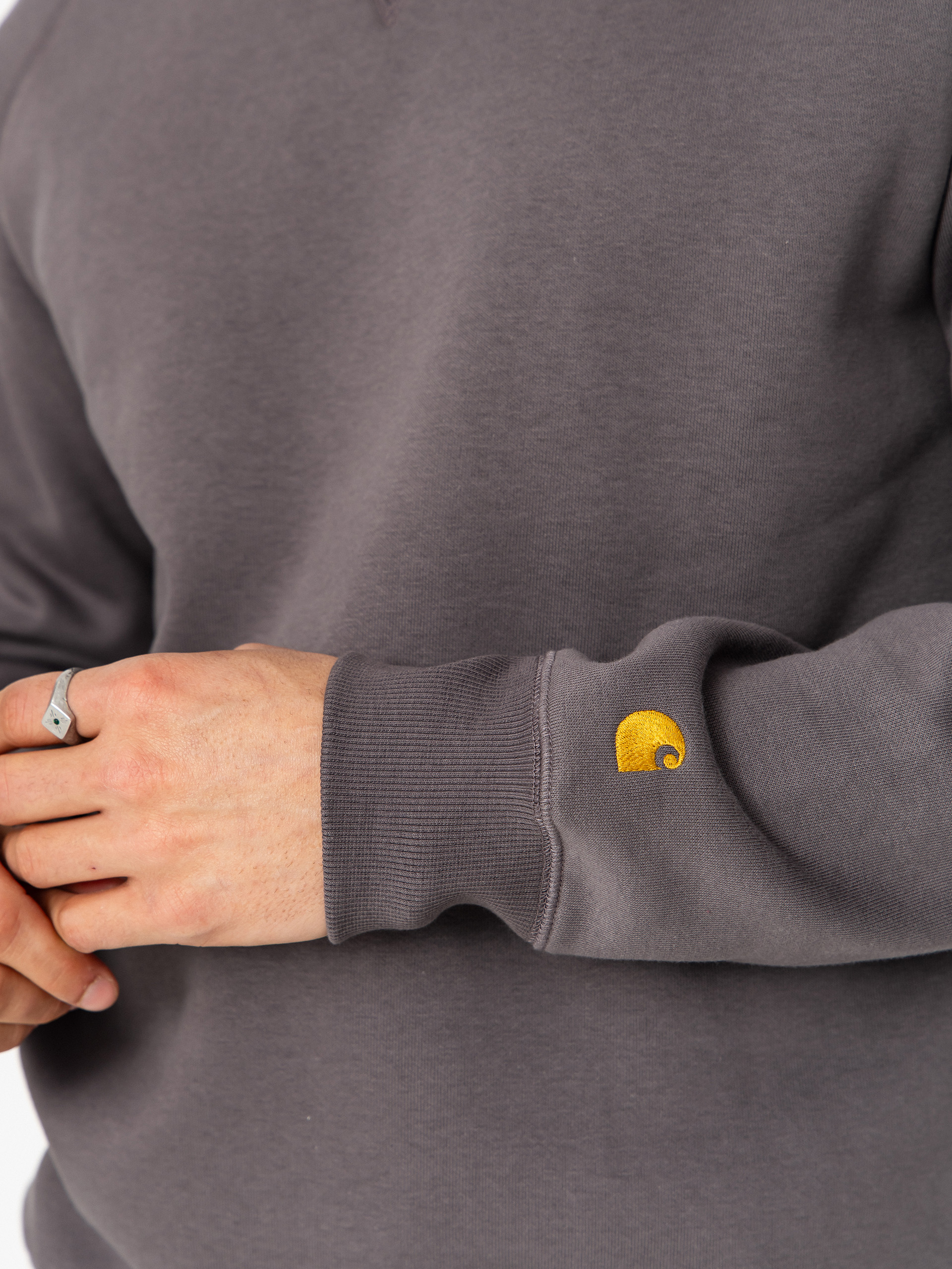 Mikina Carhartt WIP Chase (porphyry/gold)