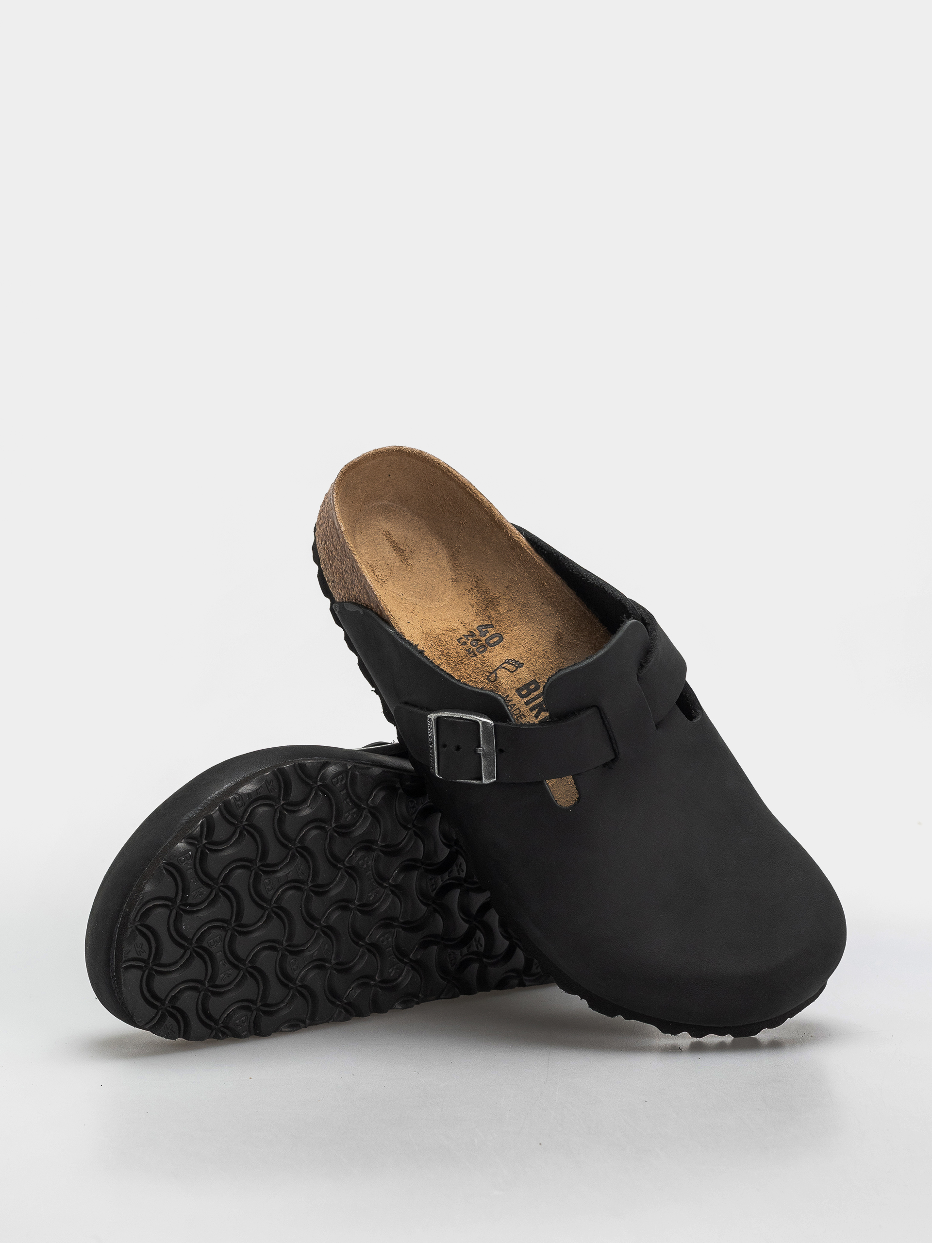 Plážovky Birkenstock Boston Oiled Leather Regular (black)