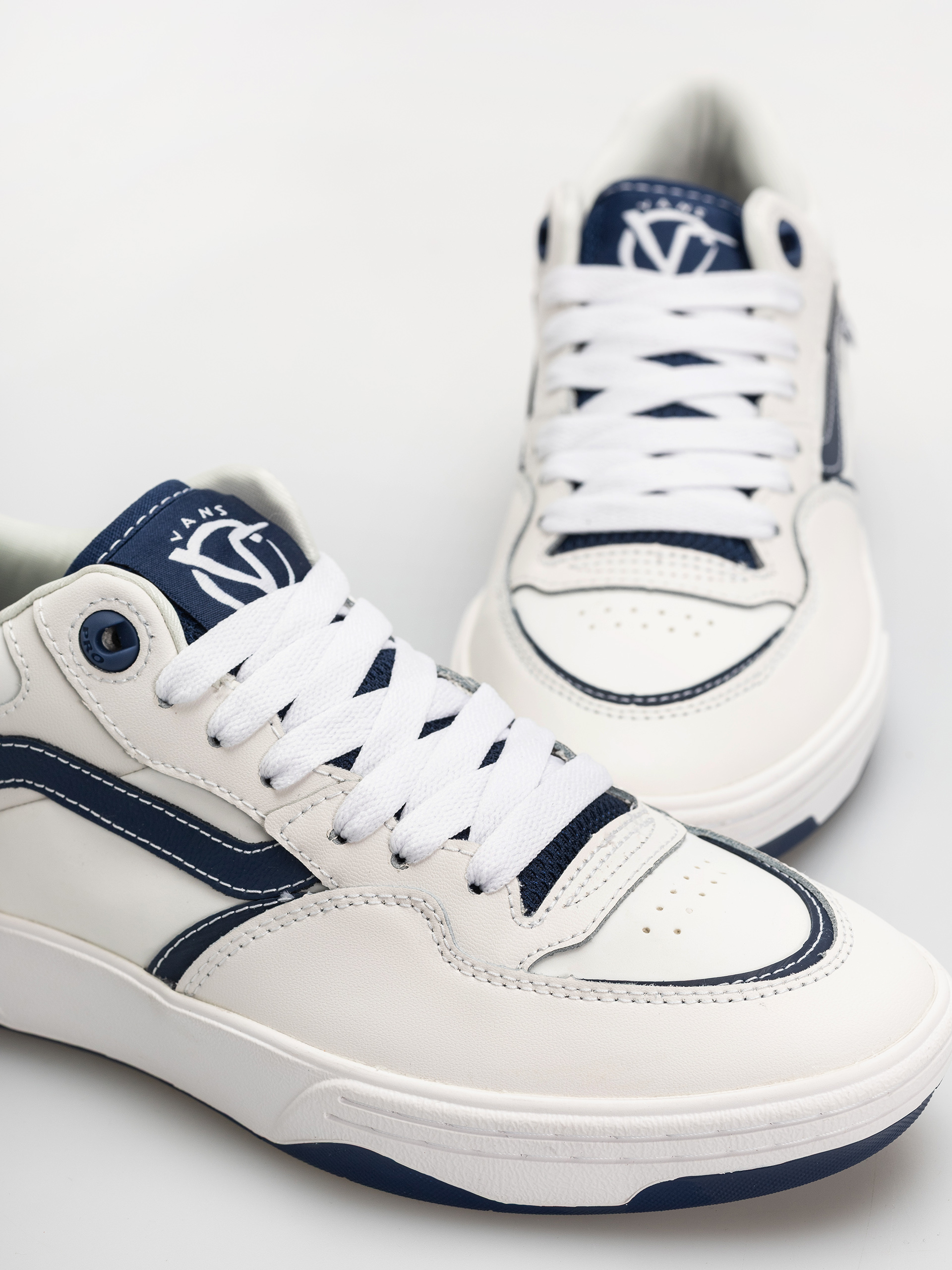 Boty Vans Skate Rowan 2 (white/navy)