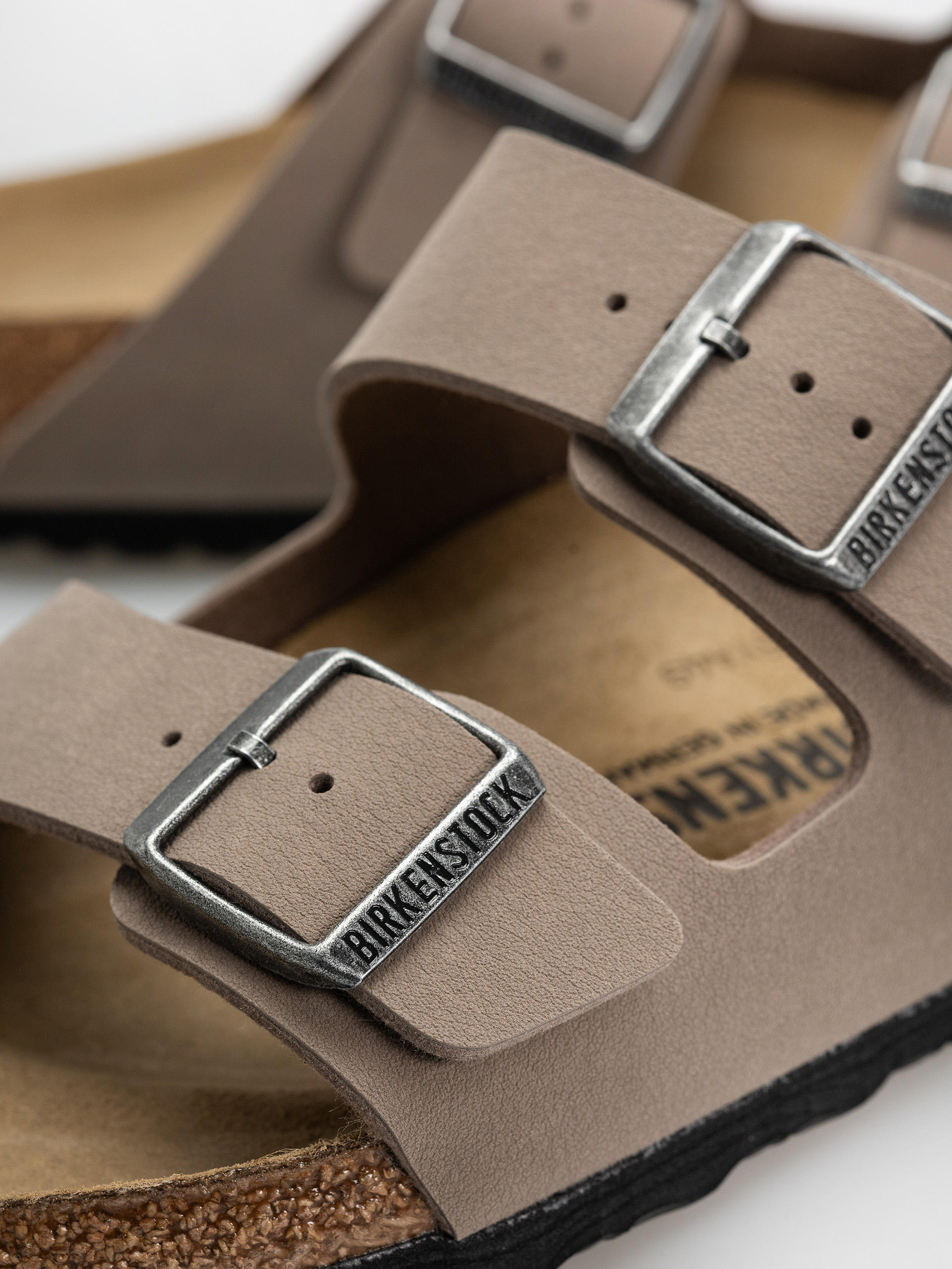 Plážovky Birkenstock Arizona Birkibuc Regular (gray taupe)