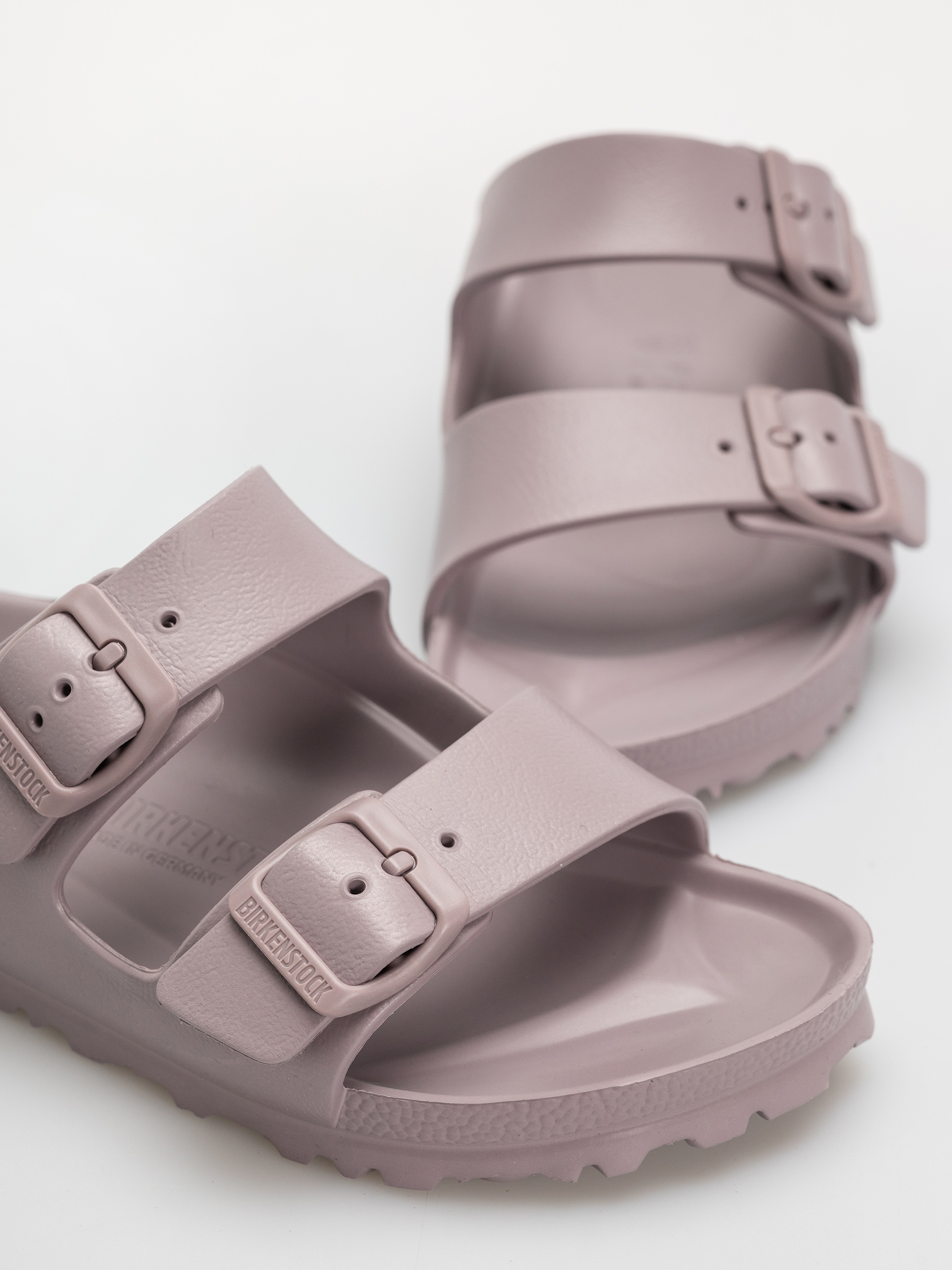 Plážovky Birkenstock Arizona Essentials EVA Narrow (faded purple)