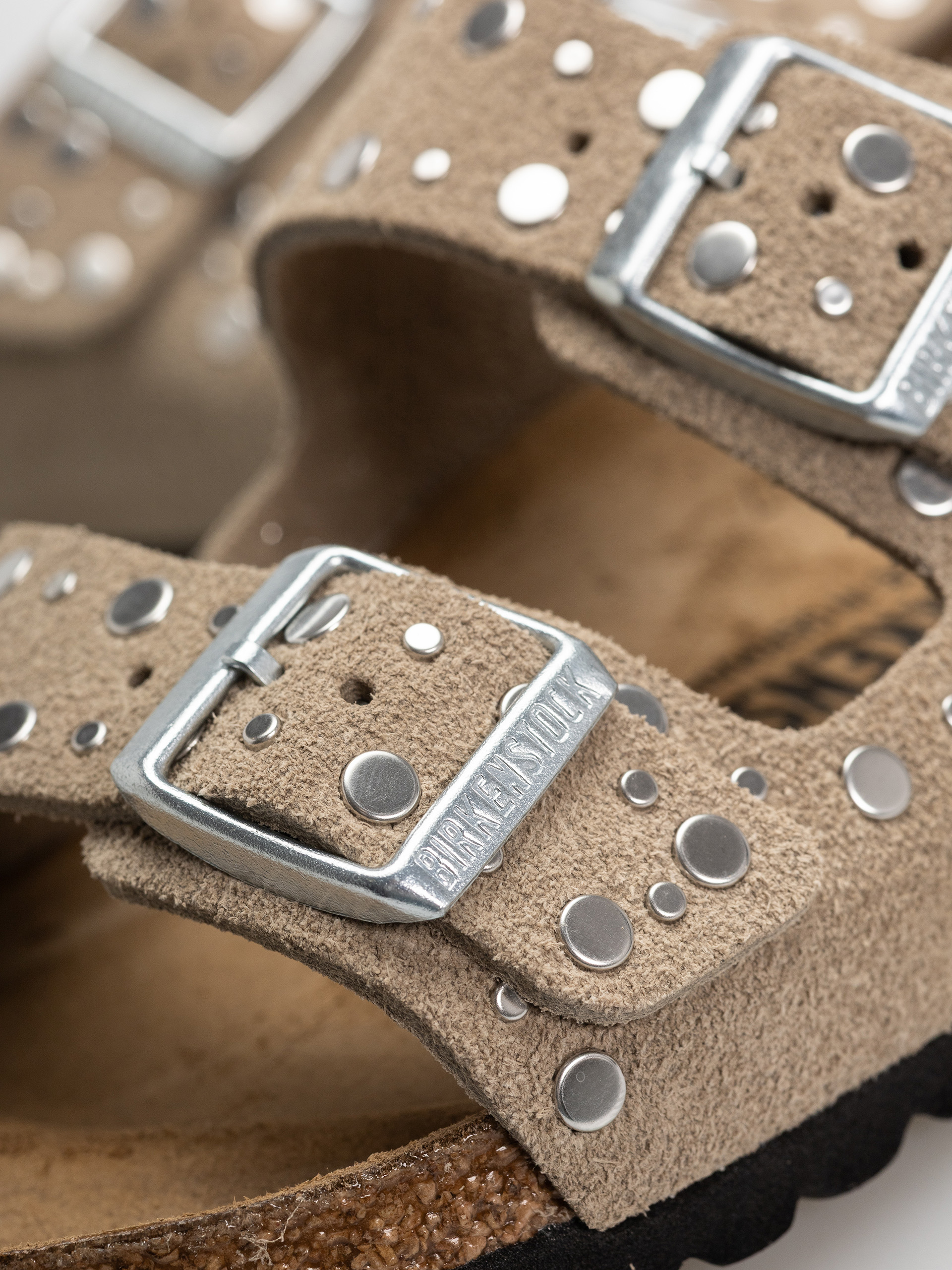 Plážovky Birkenstock Arizona Rivets Suede Leather Narrow Wmn (taupe)