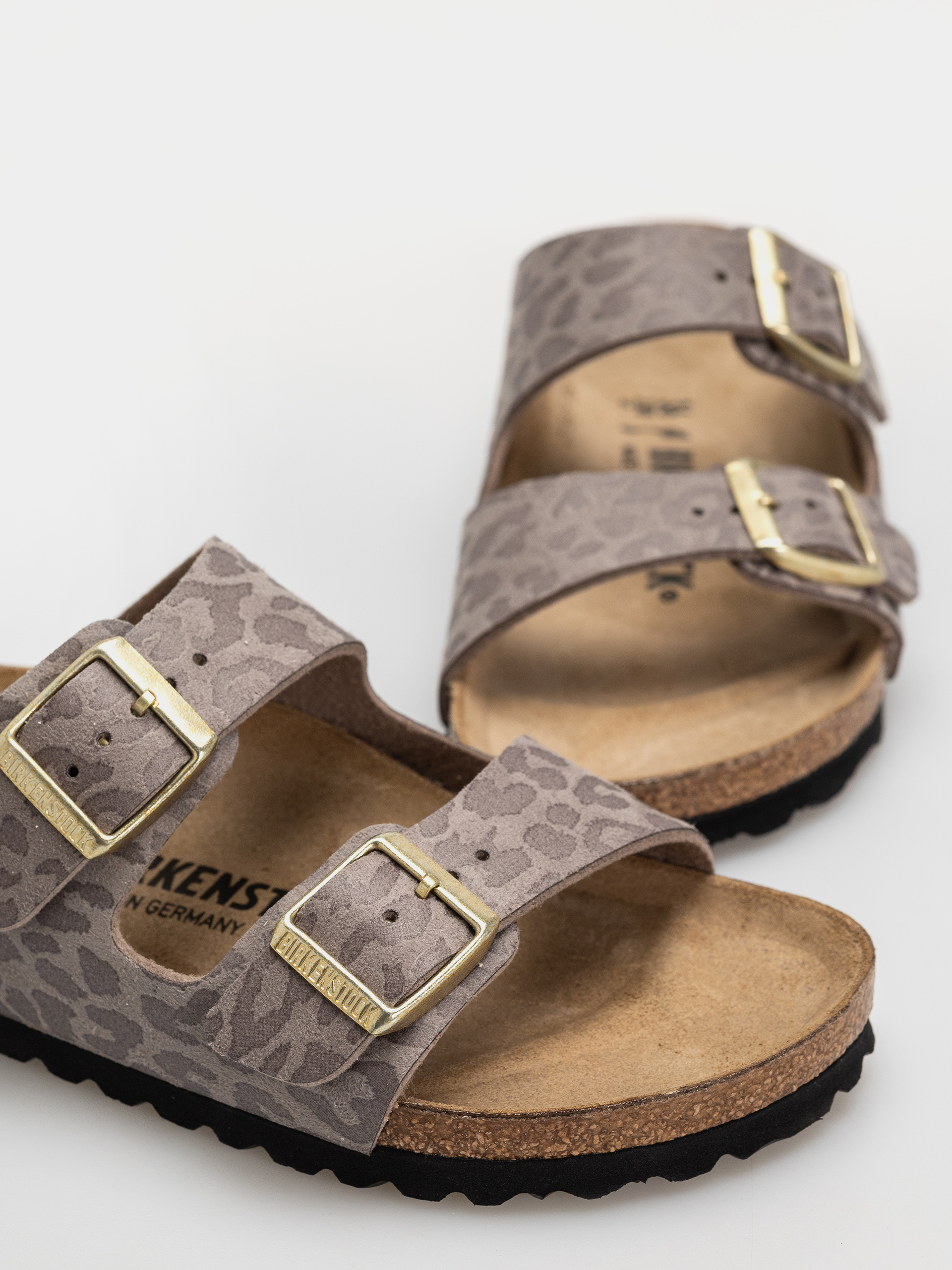 Plážovky Birkenstock Arizona Synthetics Narrow Wmn (syn leo grey taupe)