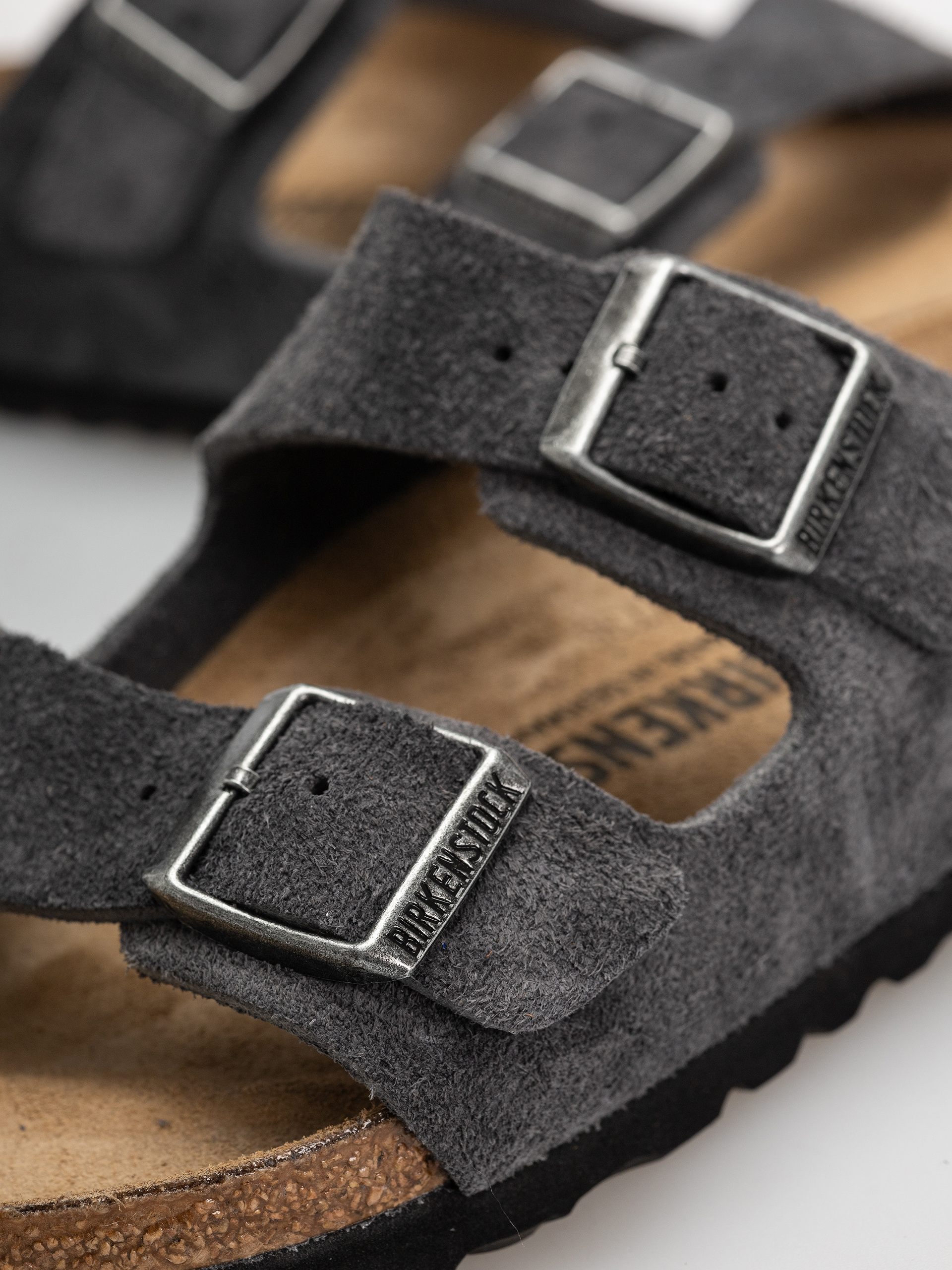 Plážovky Birkenstock Arizona Suede Leather Narrow (charcoal)