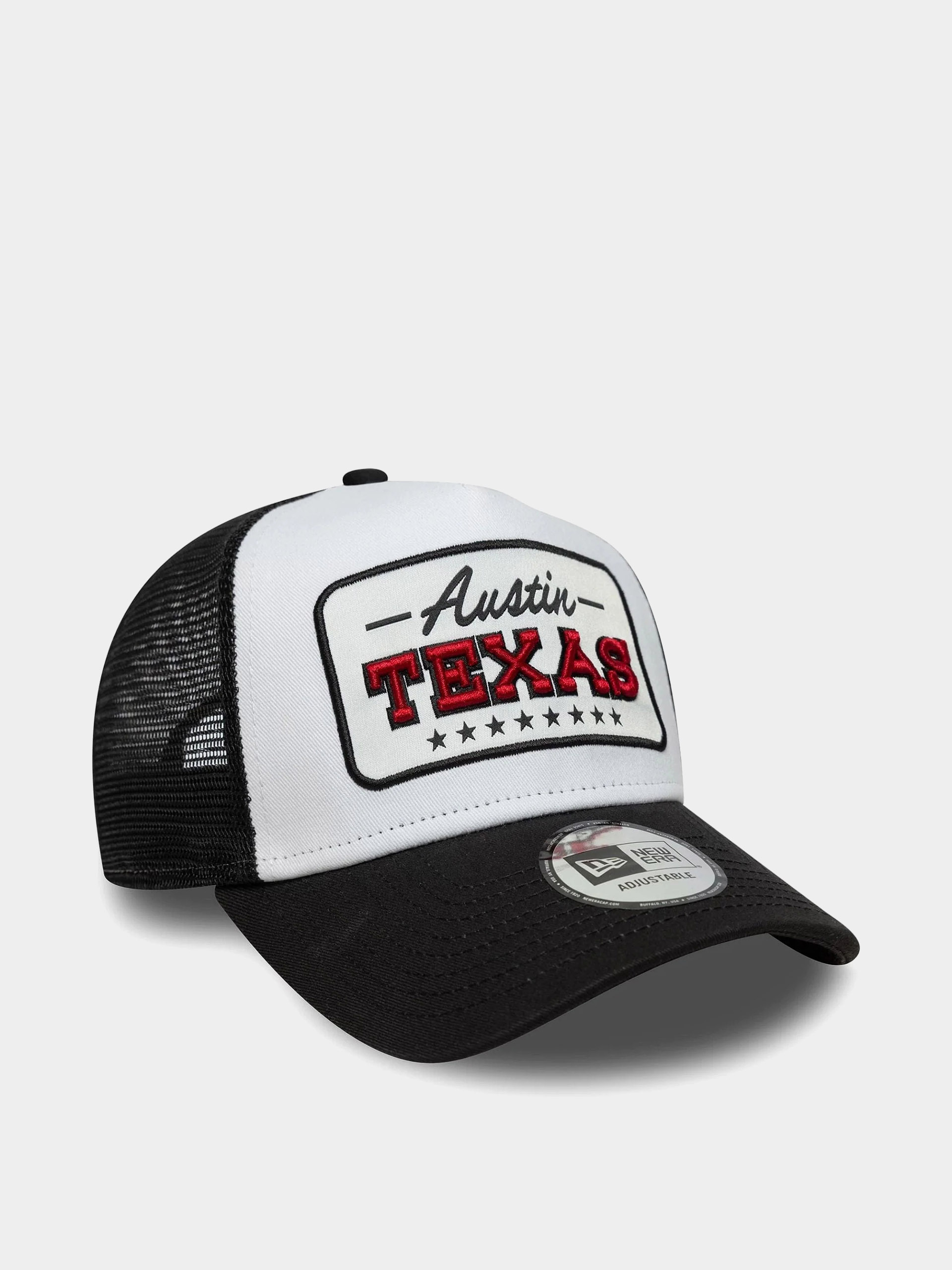 Kšiltovka  New Era Location Patch Trucker (black/white)