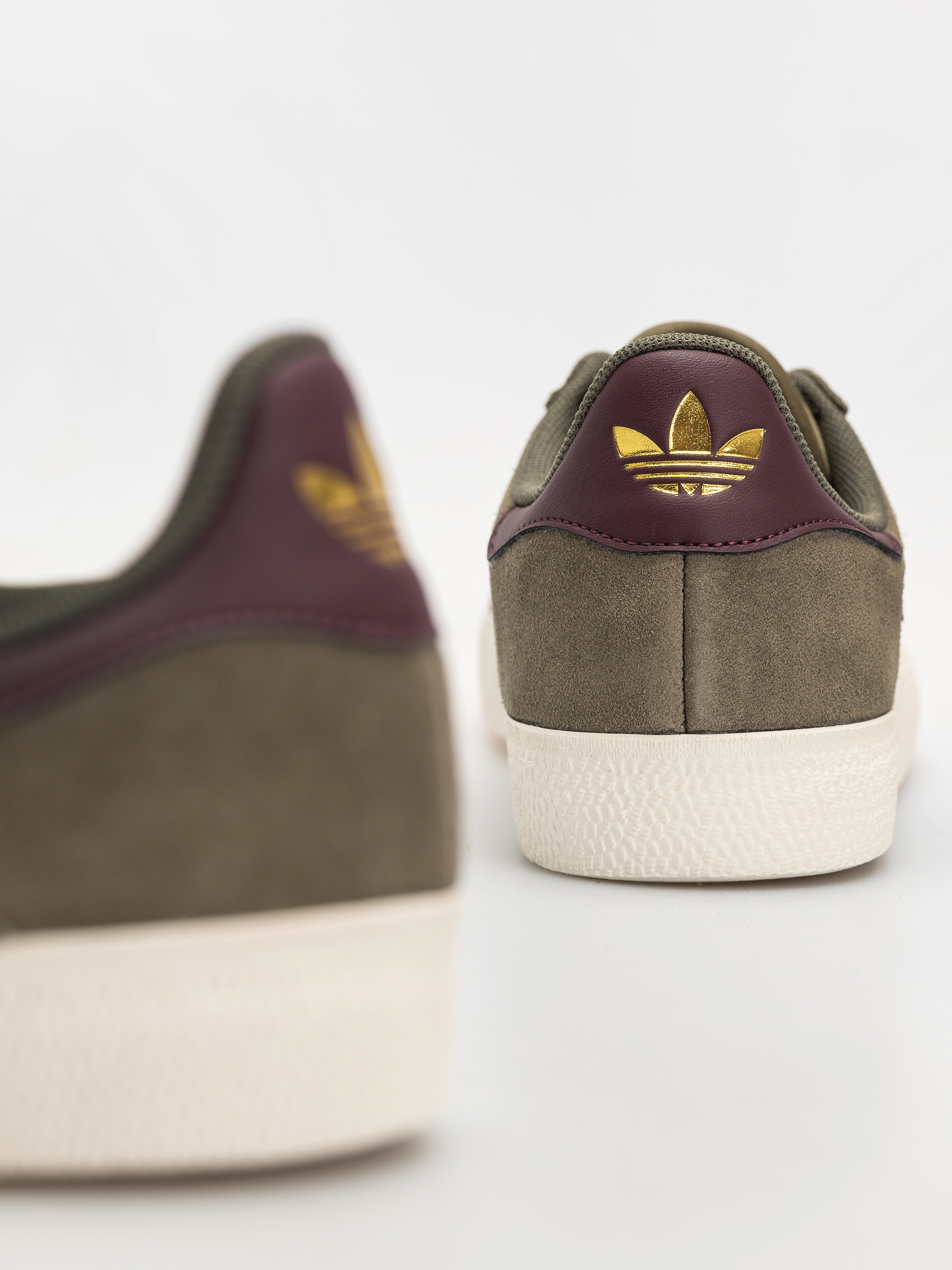 Boty adidas Gazelle Adv (olistr/maroon/cwhite)