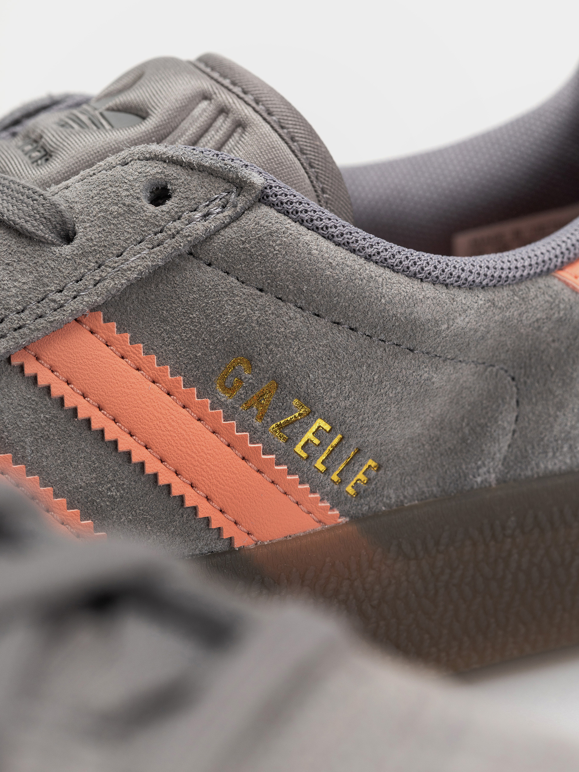 Boty adidas Gazelle Adv (grethr/woncla/gum5)