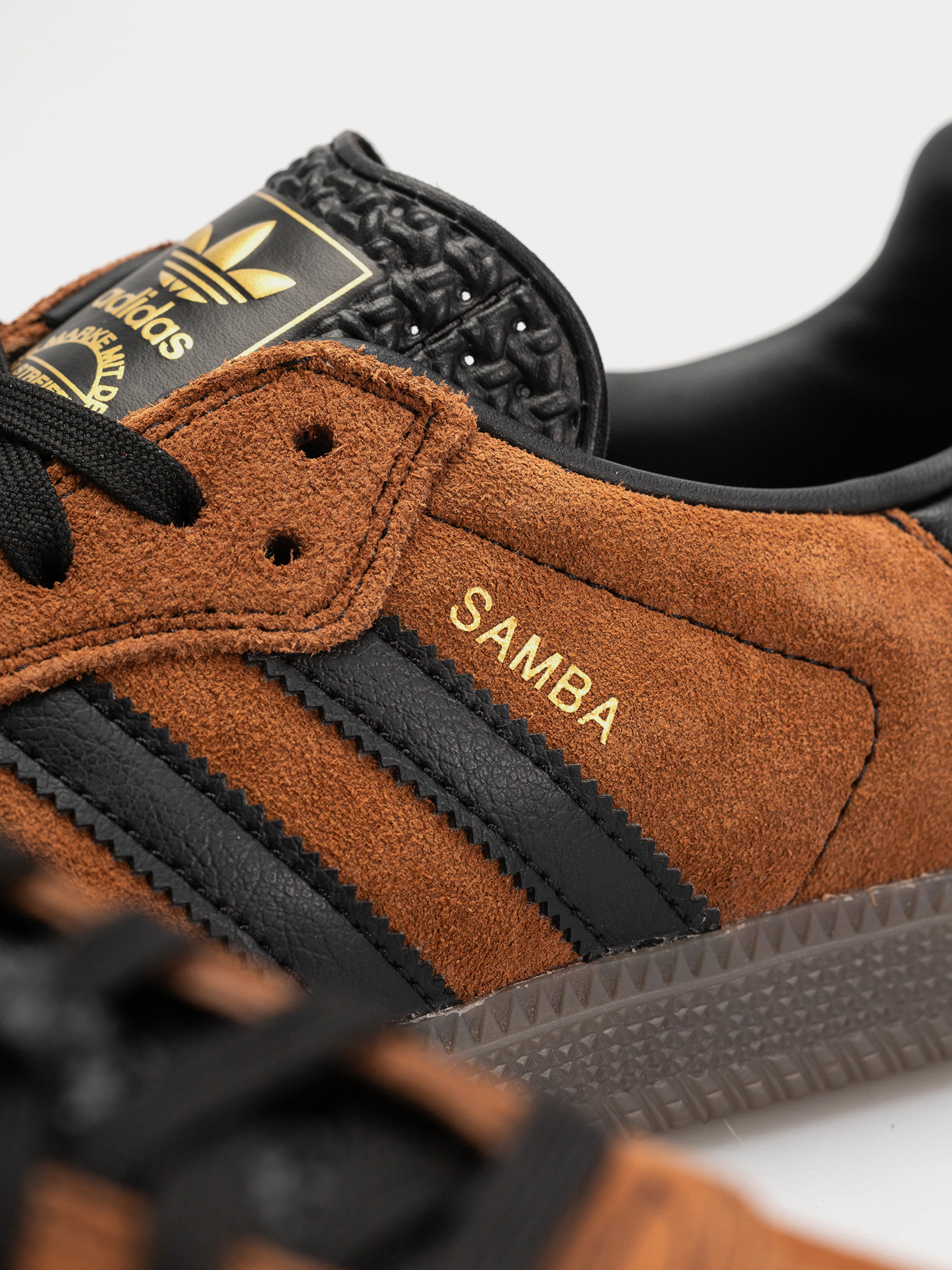 Boty adidas Samba Adv (cblack/gum5)