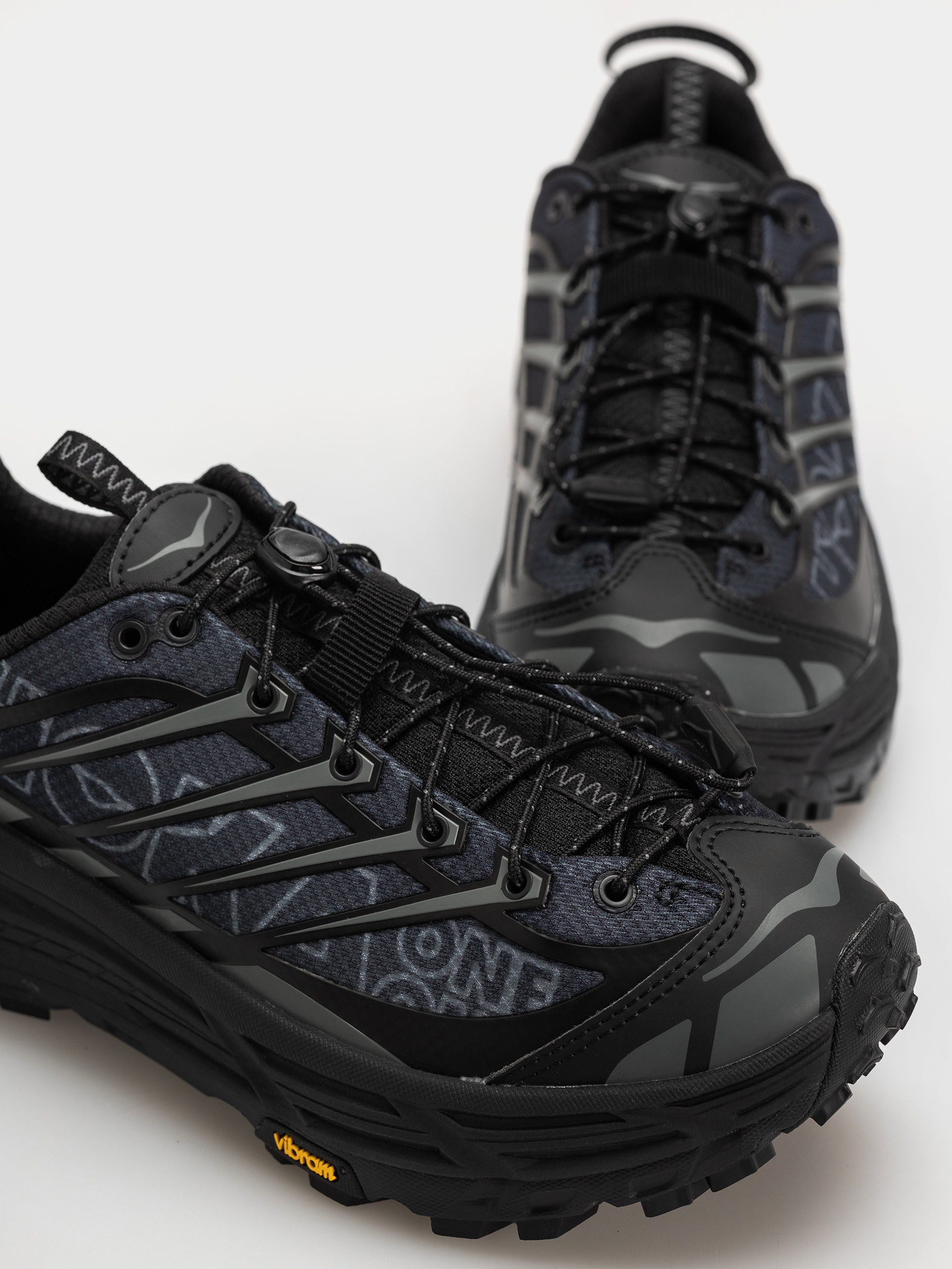 Boty Hoka Mafate Three 2 Wordmark (black/outer orbit)