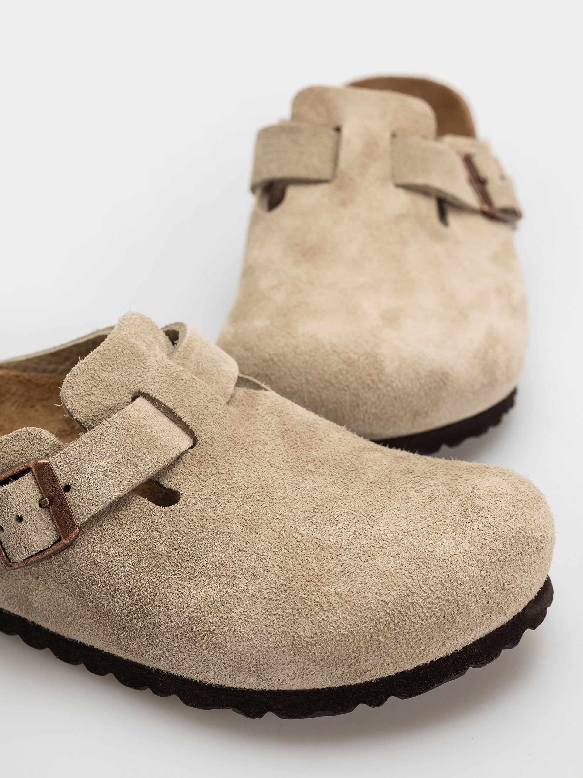 Plážovky Birkenstock Boston SFB Suede Leather Regular (taupe)