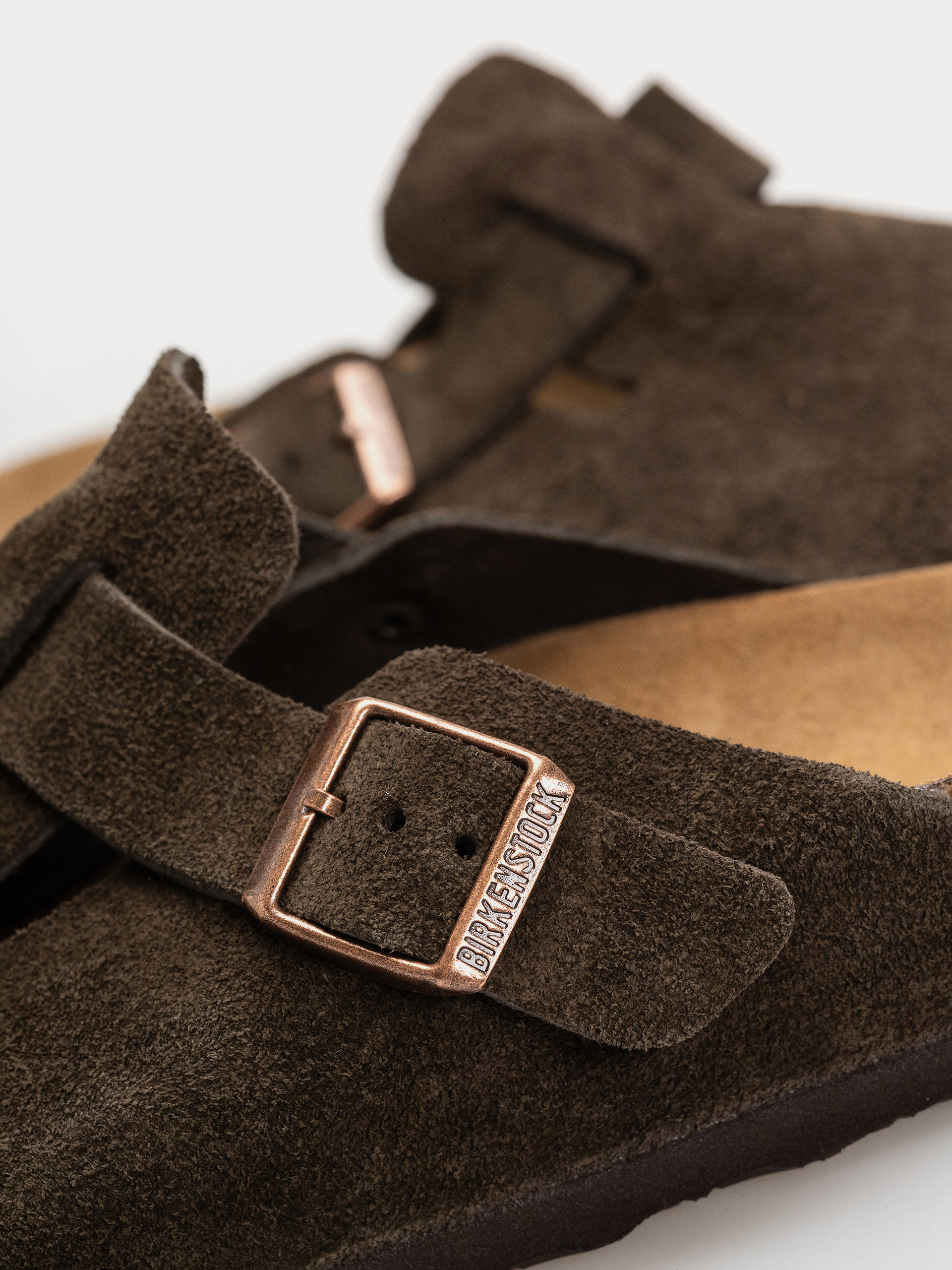 Plážovky Birkenstock Boston Suede Leather Narrow (mocca)