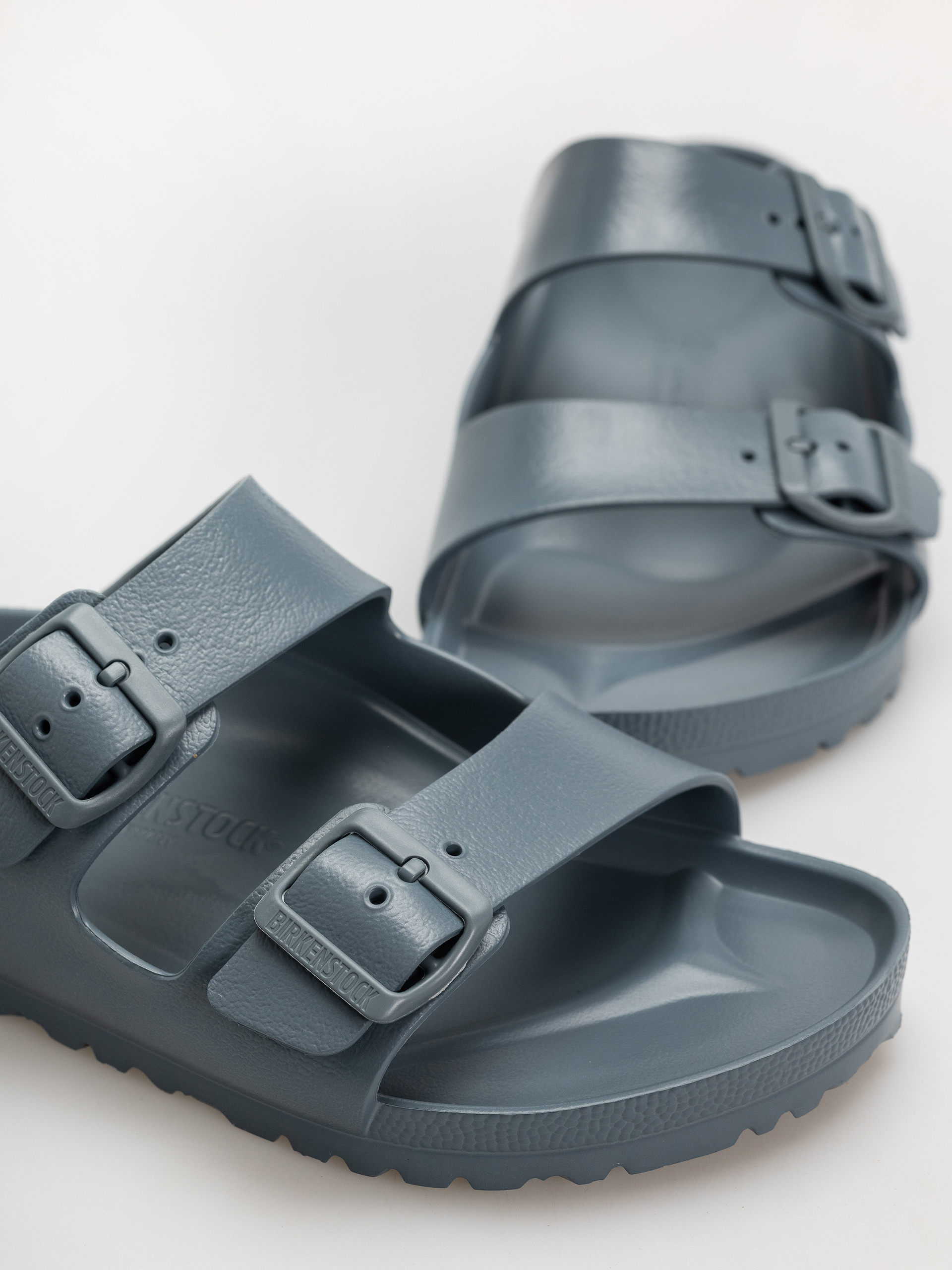 Plážovky Birkenstock Arizona Essentials EVA Regular (basalt gray)