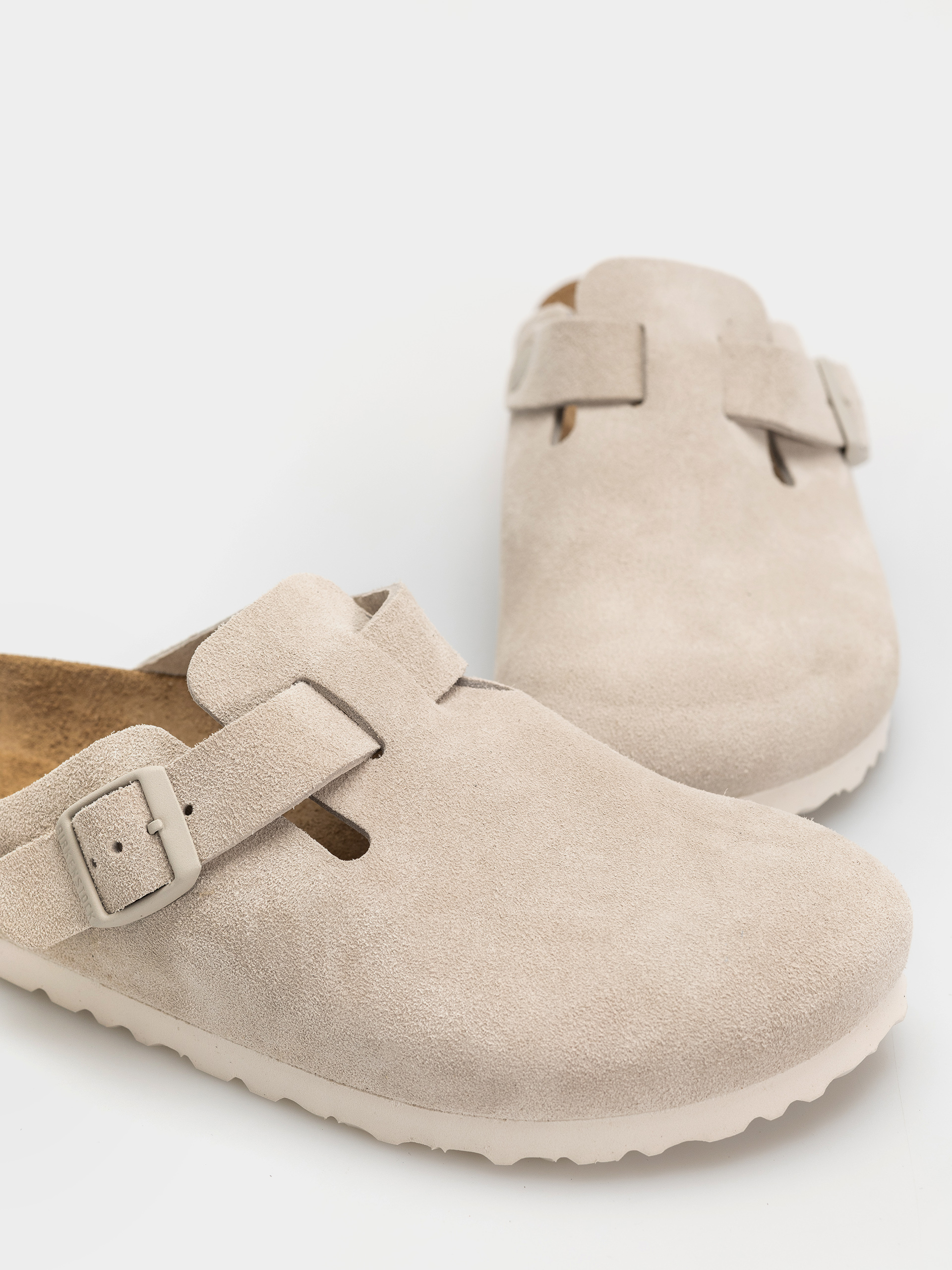 Plážovky Birkenstock Boston Suede Leather Narrow (oyster)