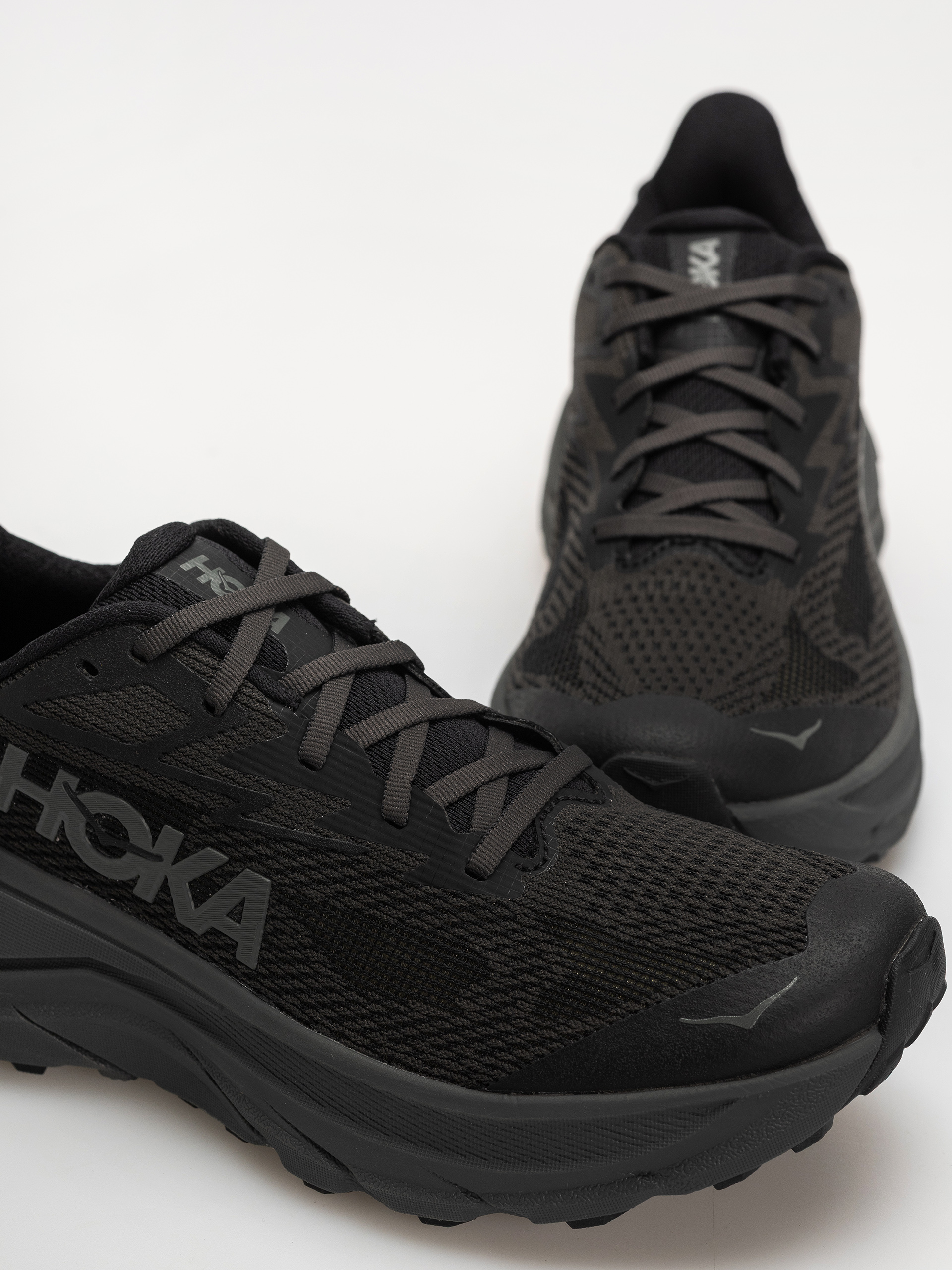 Boty Hoka Challenger 8 (black/outer orbit)