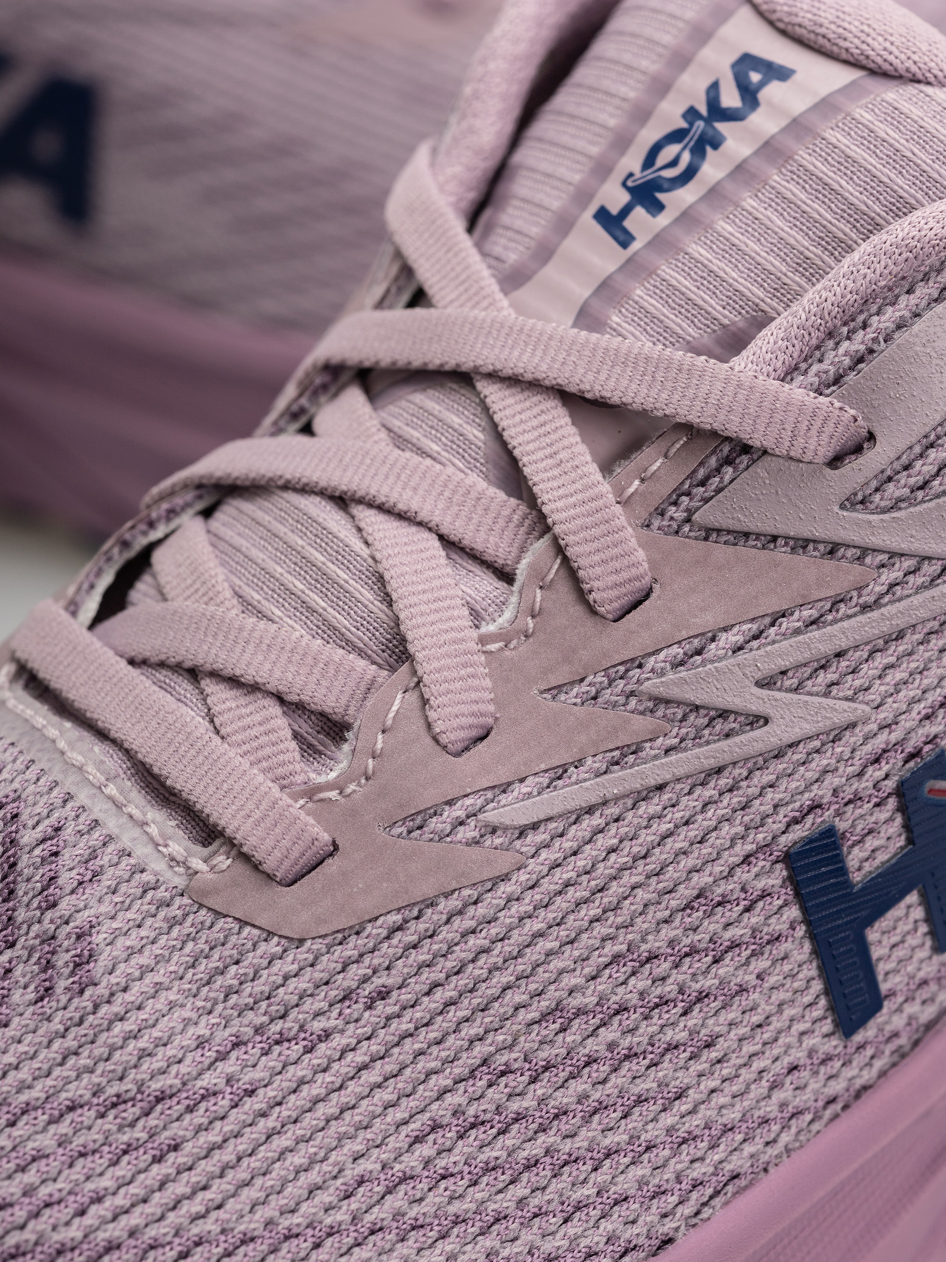 Boty Hoka Challenger 8 GTX Wmn (fragrant lilac/berry mauve)