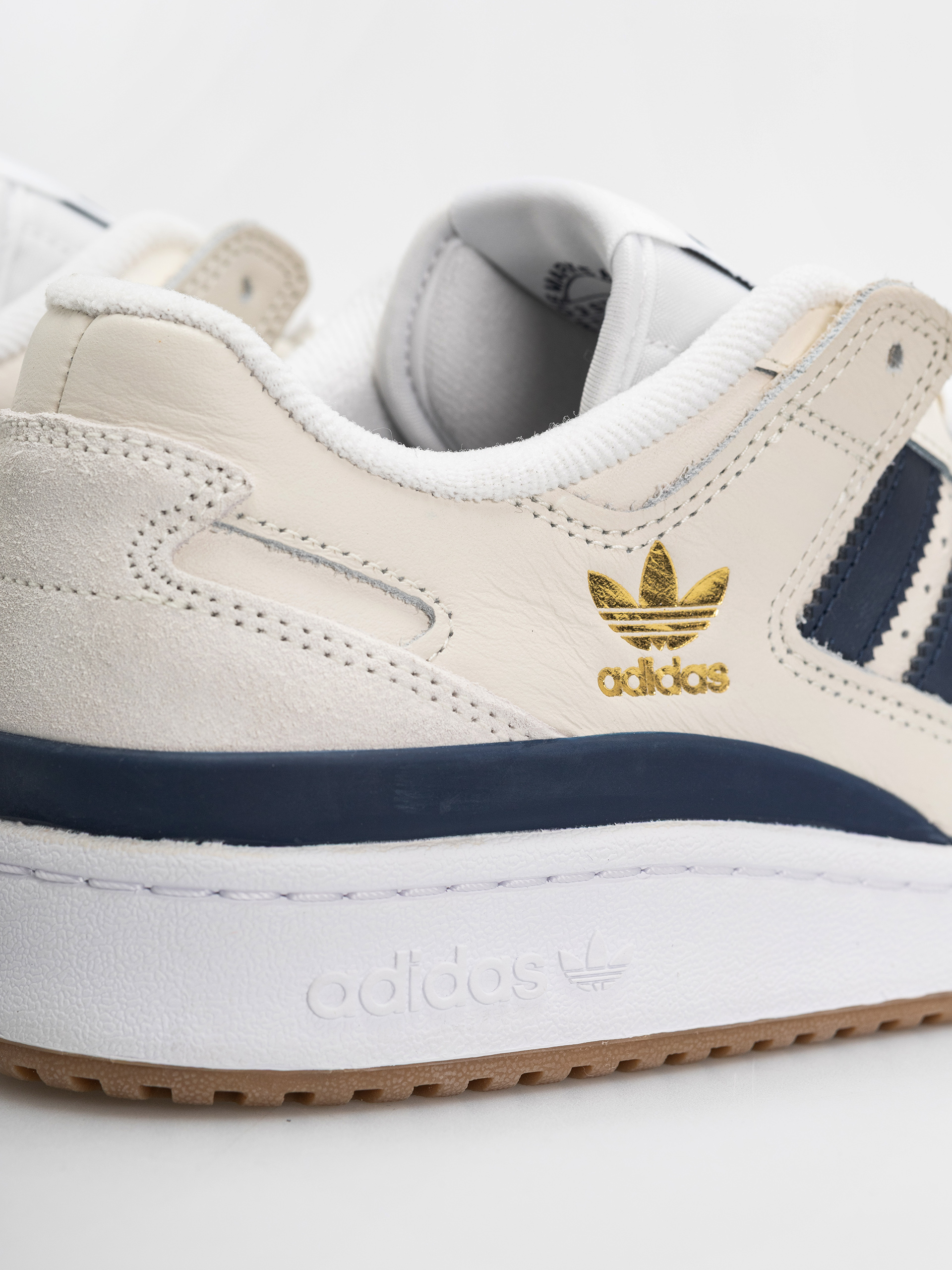 Boty adidas Forum 84 Low Adv (cwhite/conavy/ftwwht)